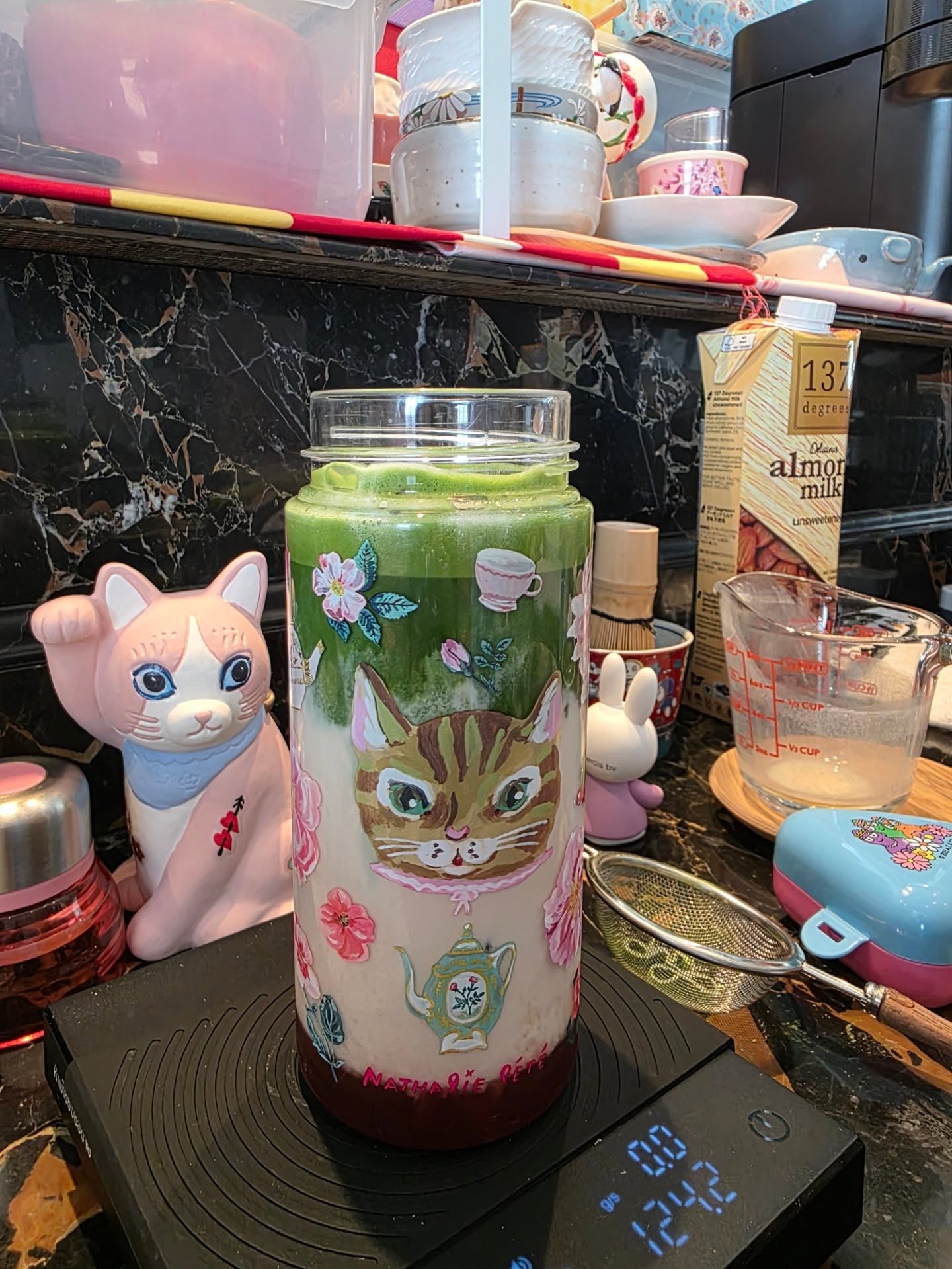 ชมพู่ - อารยา เอ ฮาร์เก็ต