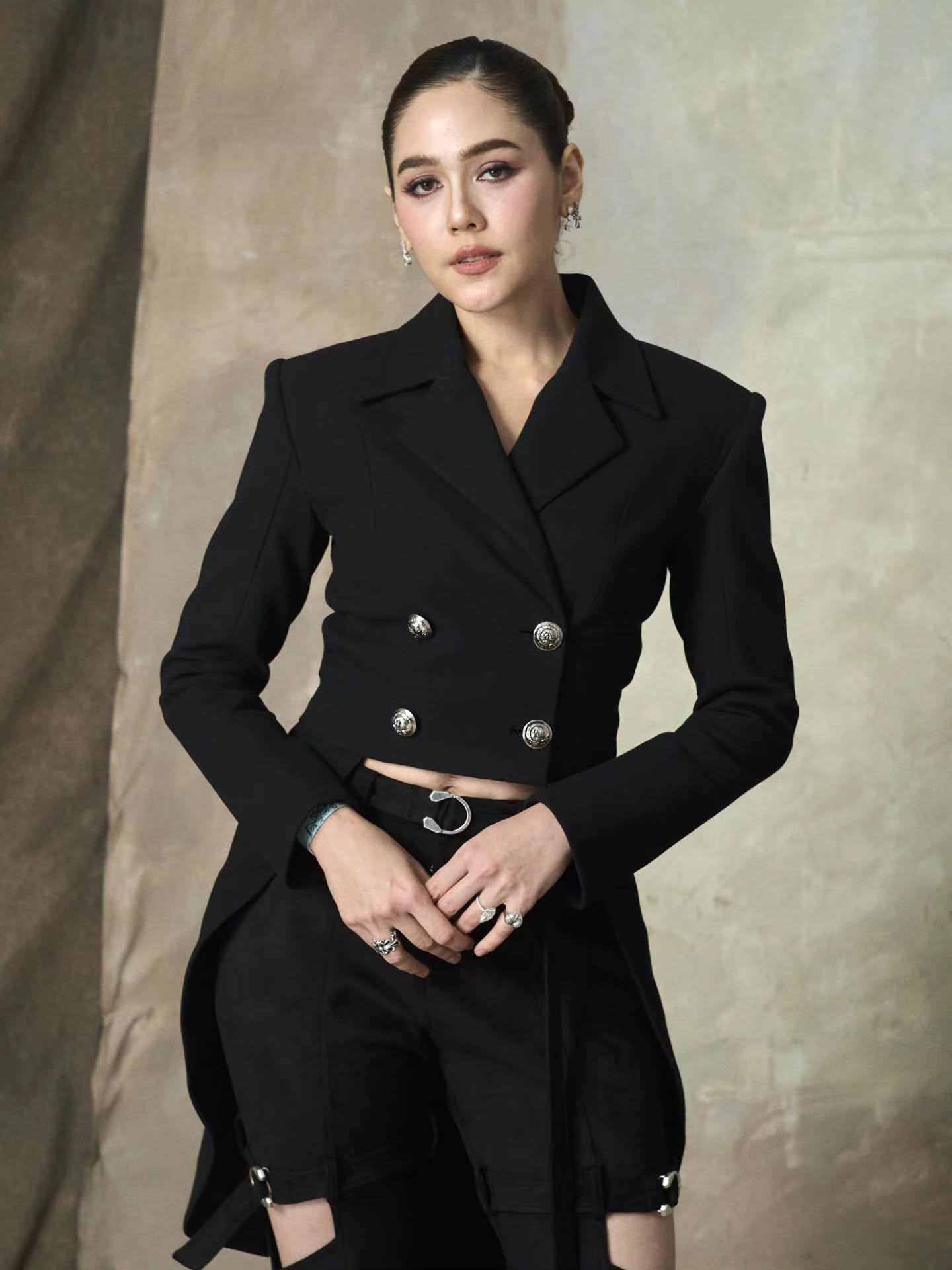 ชมพู่ - อารยา เอ ฮาร์เก็ต