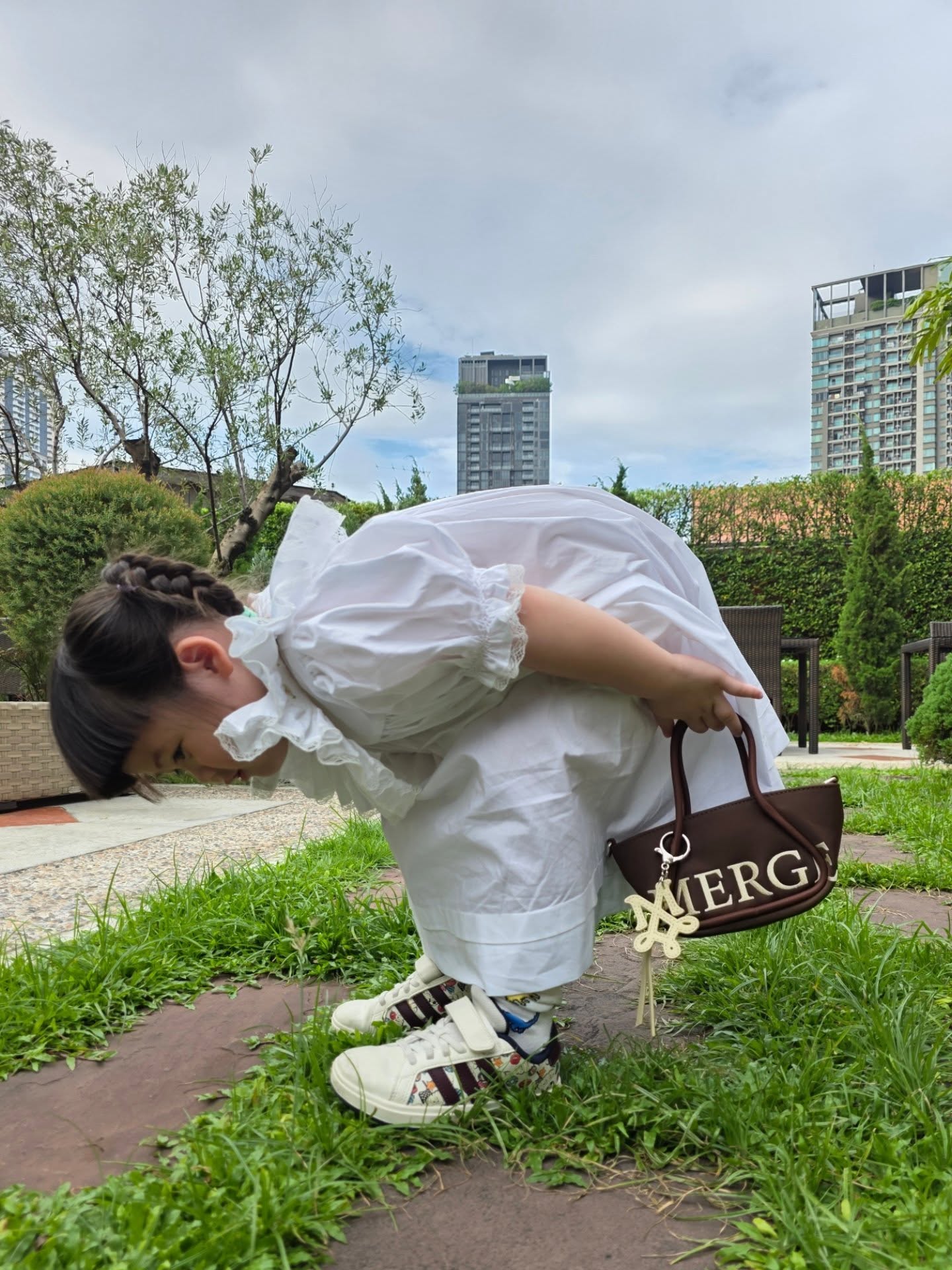 ชมพู่ - อารยา เอ ฮาร์เก็ต