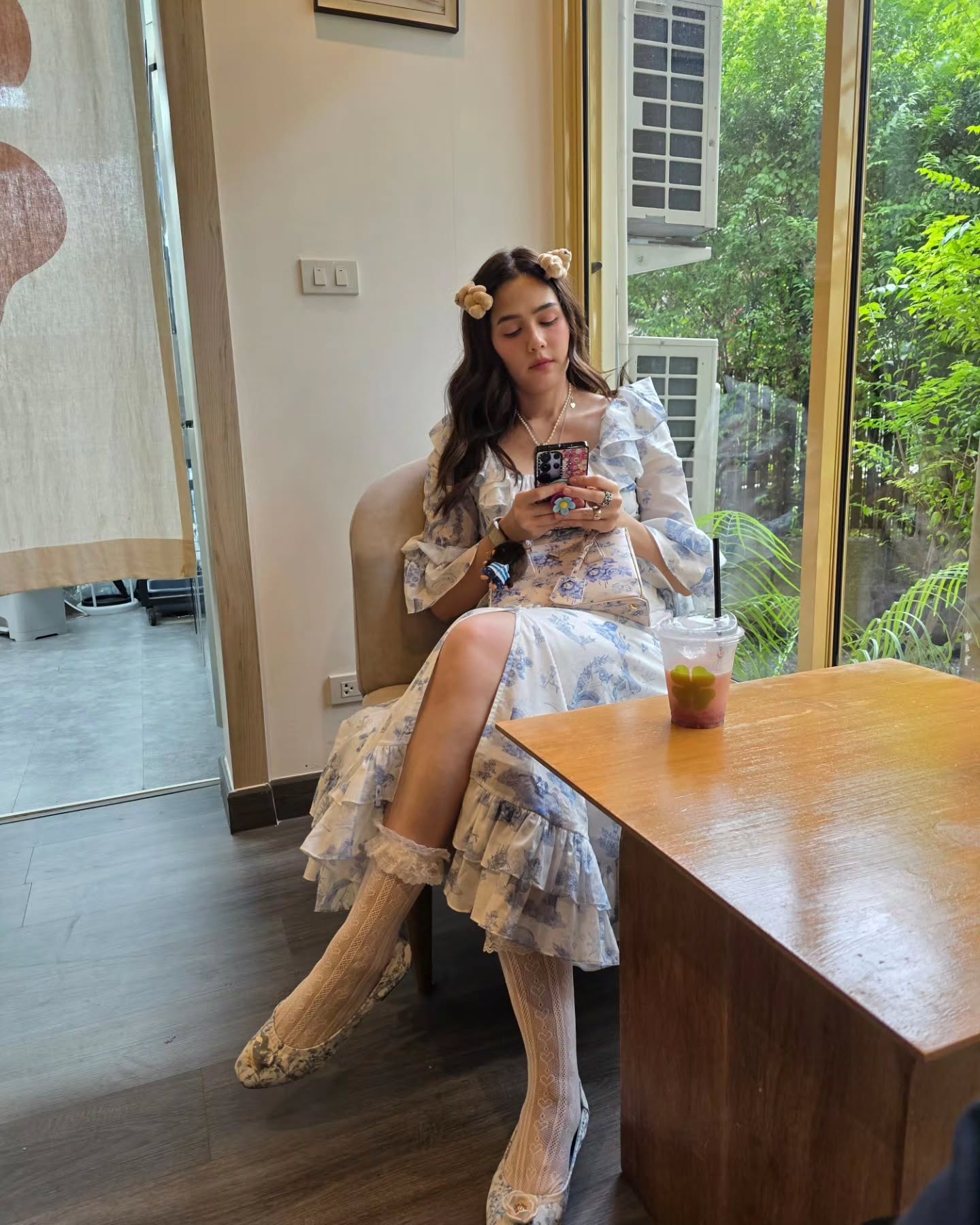 ชมพู่ - อารยา เอ ฮาร์เก็ต