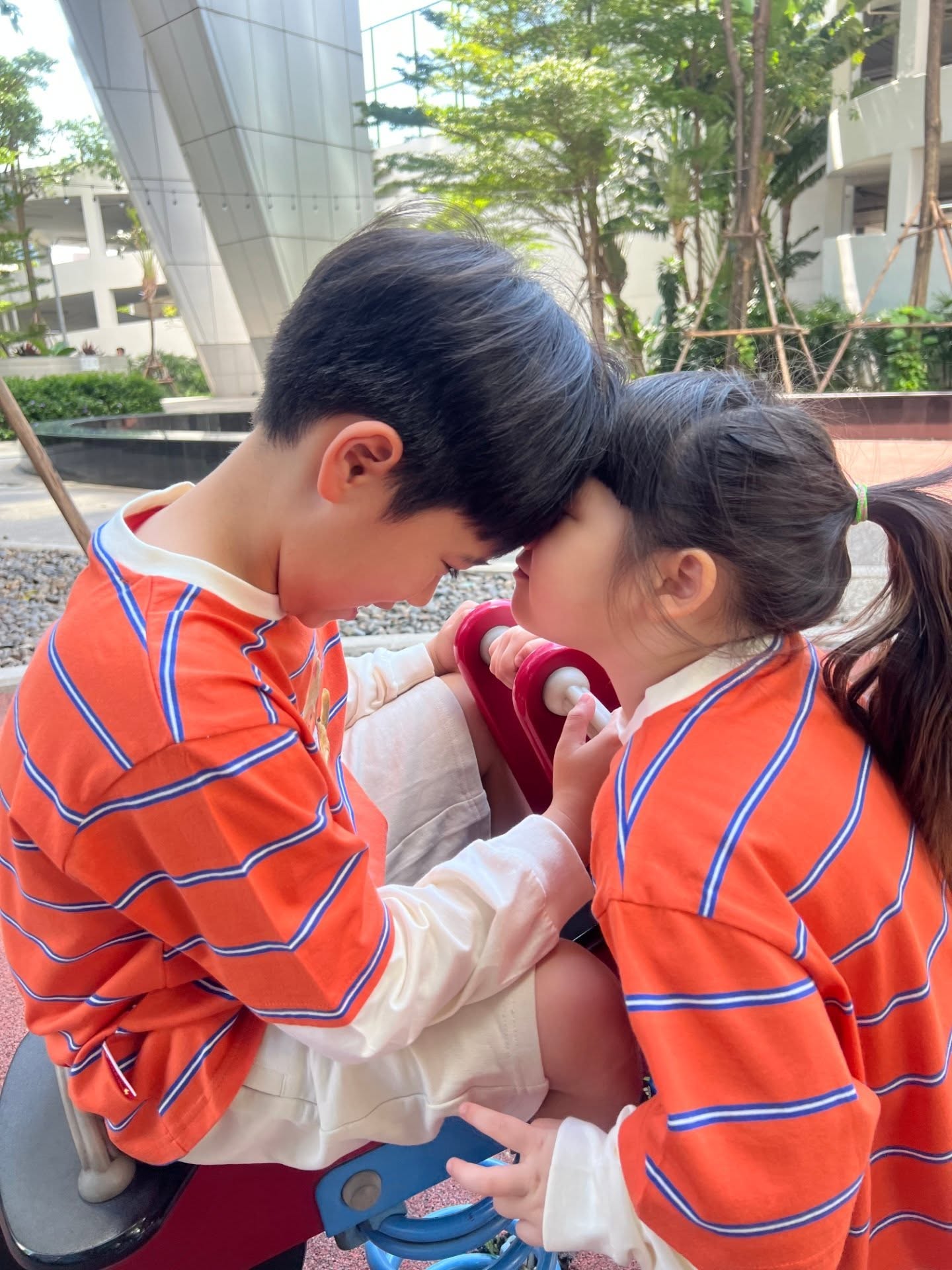 ชมพู่ - อารยา เอ ฮาร์เก็ต