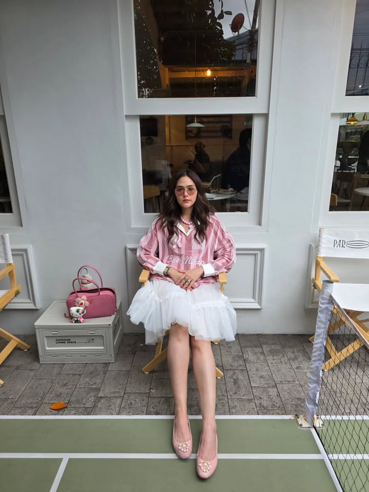 ชมพู่ - อารยา เอ ฮาร์เก็ต