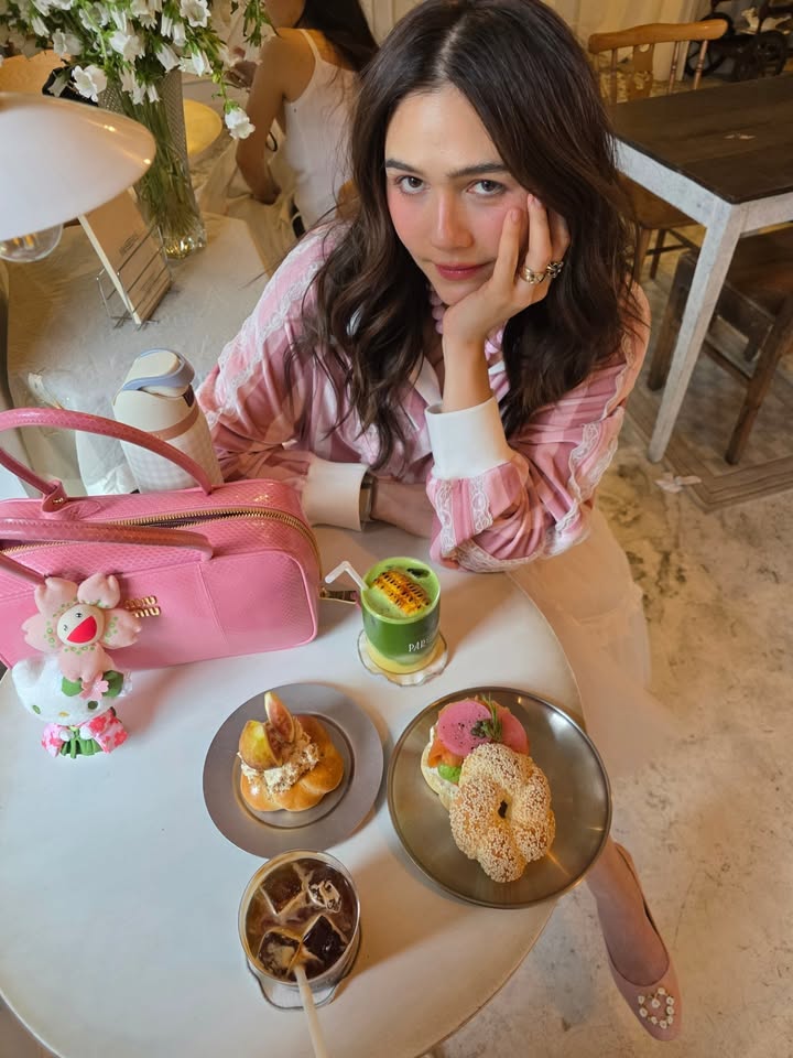 ชมพู่ - อารยา เอ ฮาร์เก็ต