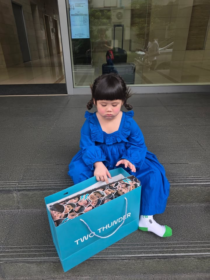 ชมพู่ - อารยา เอ ฮาร์เก็ต