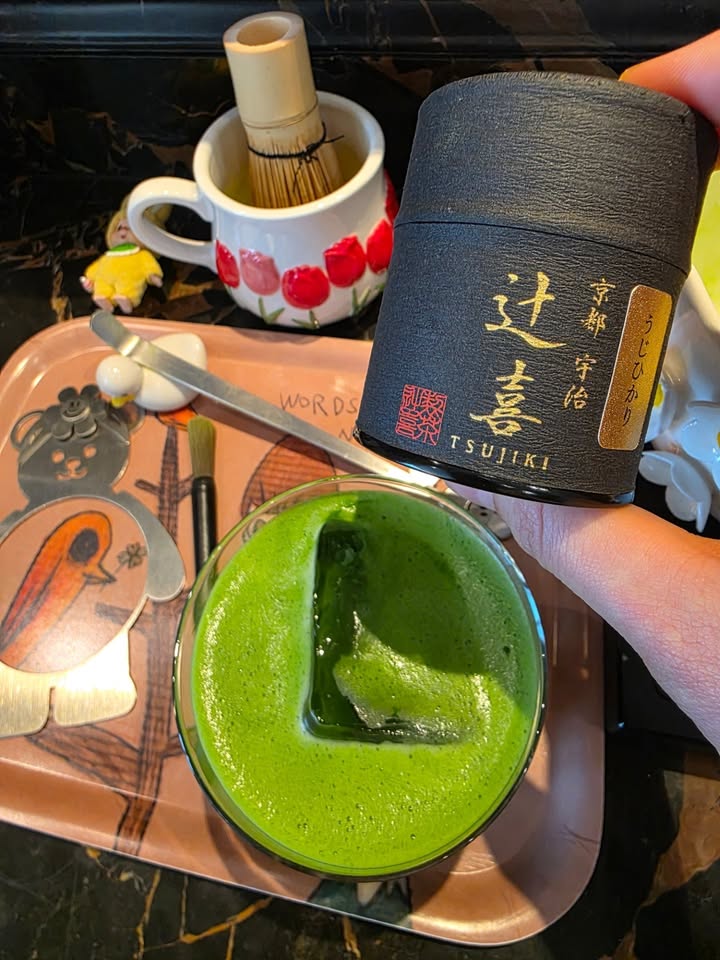 ชมพู่ - อารยา เอ ฮาร์เก็ต