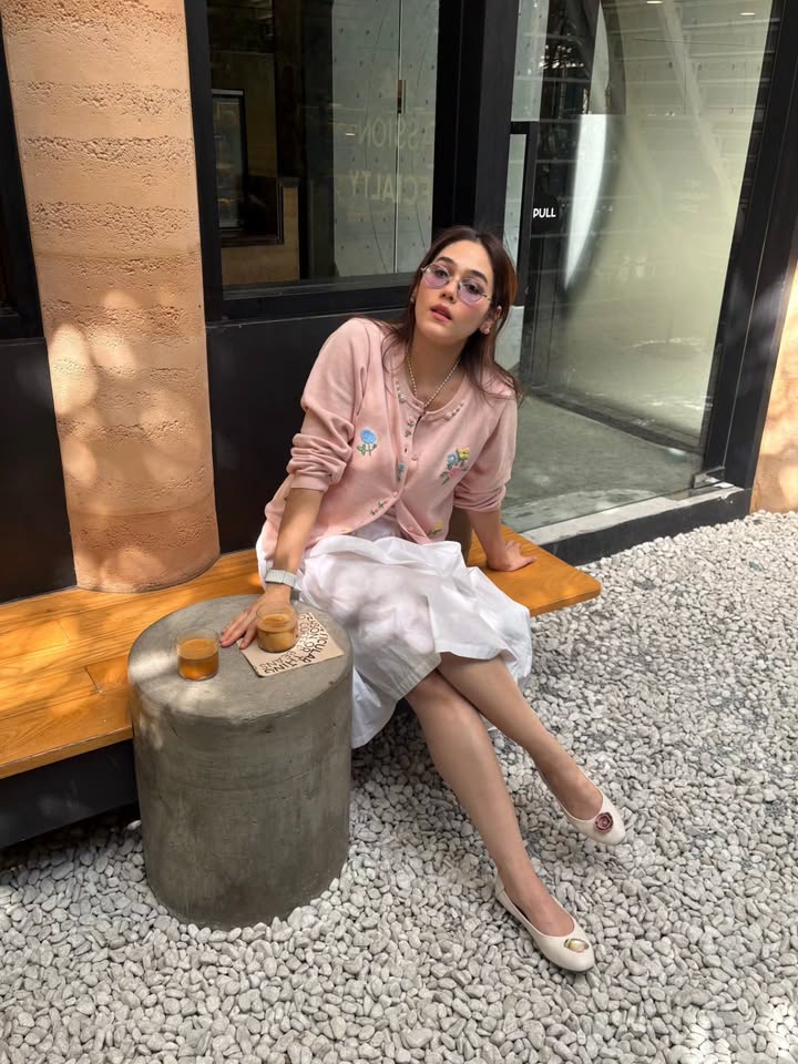 ชมพู่ - อารยา เอ ฮาร์เก็ต