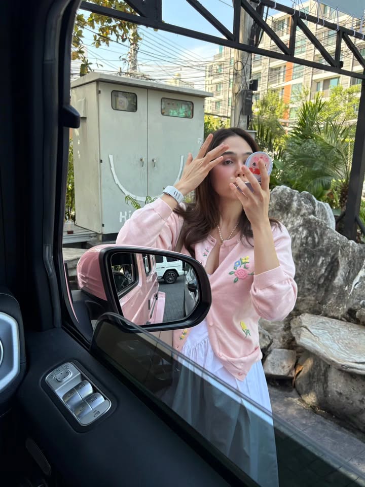 ชมพู่ - อารยา เอ ฮาร์เก็ต