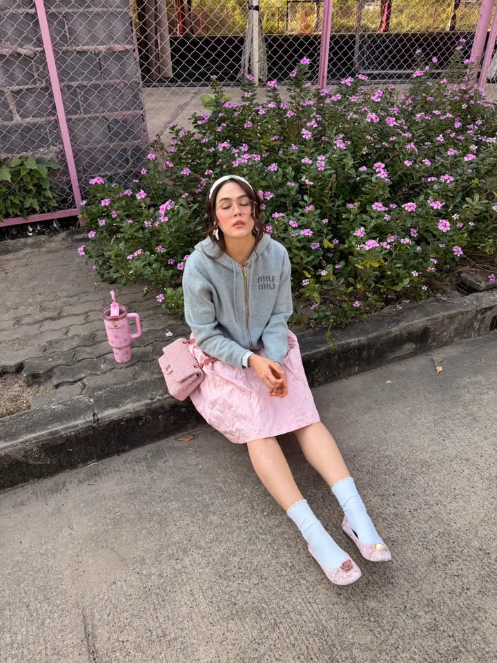 ชมพู่ - อารยา เอ ฮาร์เก็ต