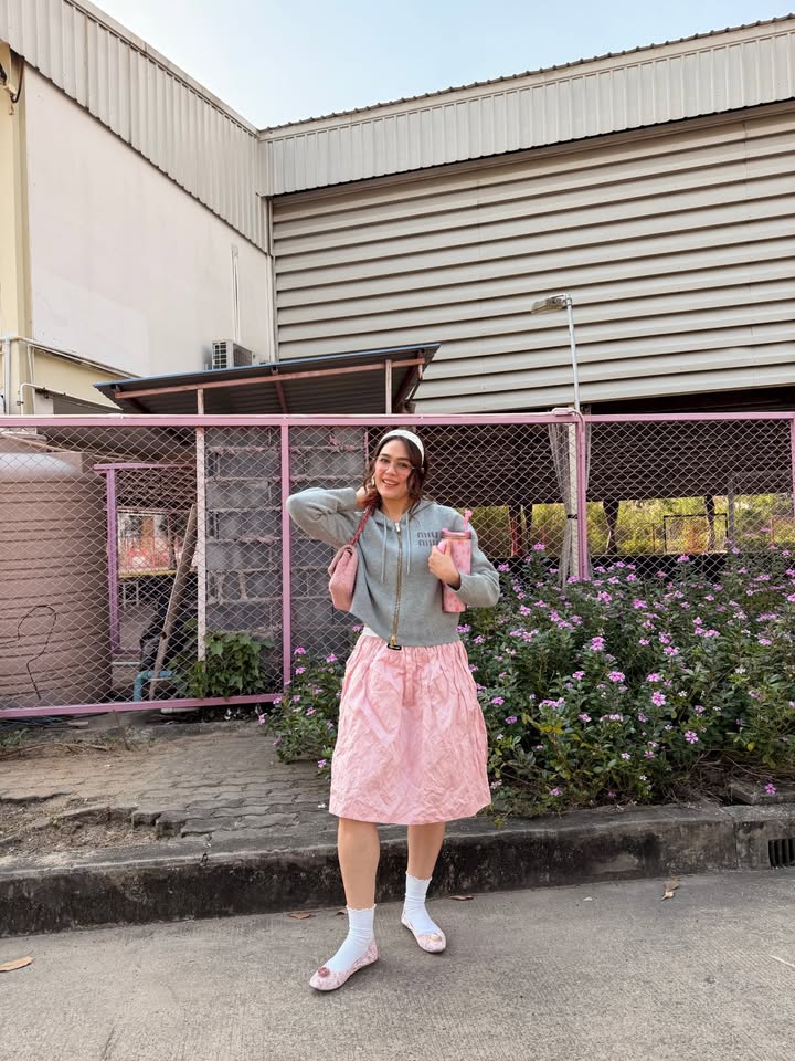 ชมพู่ - อารยา เอ ฮาร์เก็ต