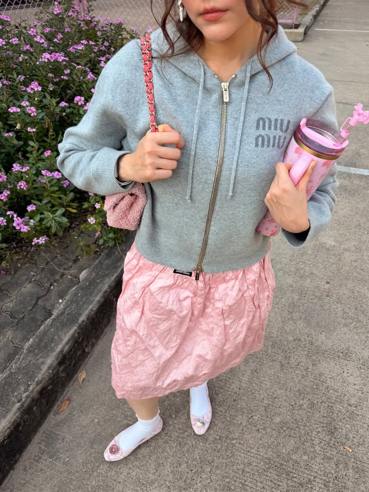 ชมพู่ - อารยา เอ ฮาร์เก็ต