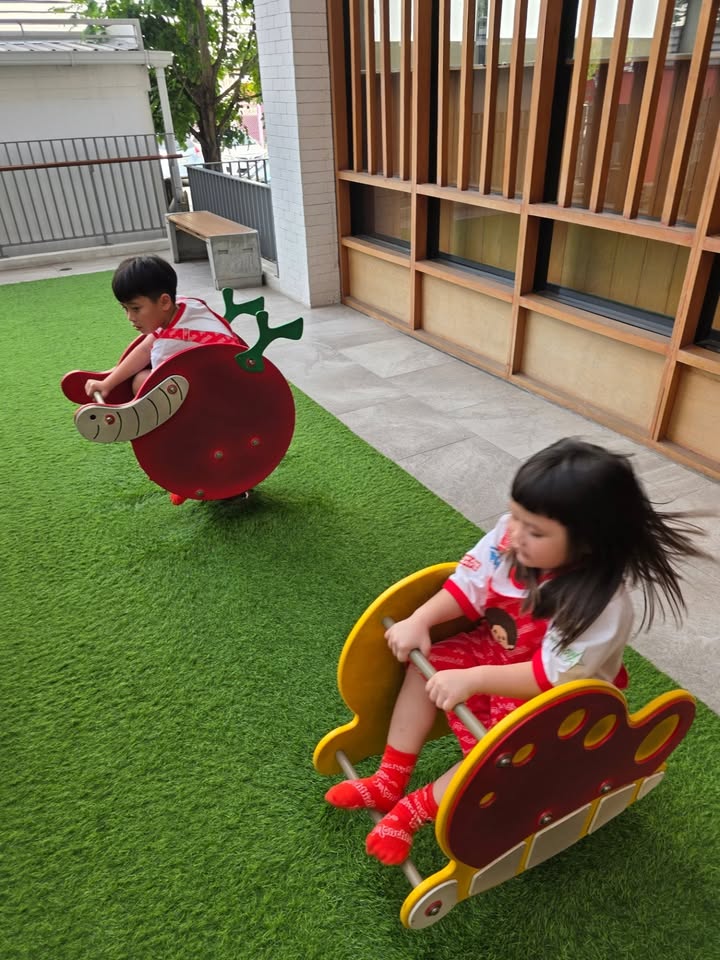 ชมพู่ - อารยา เอ ฮาร์เก็ต