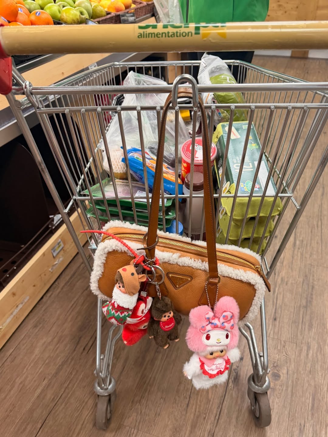 ชมพู่ - อารยา เอ ฮาร์เก็ต