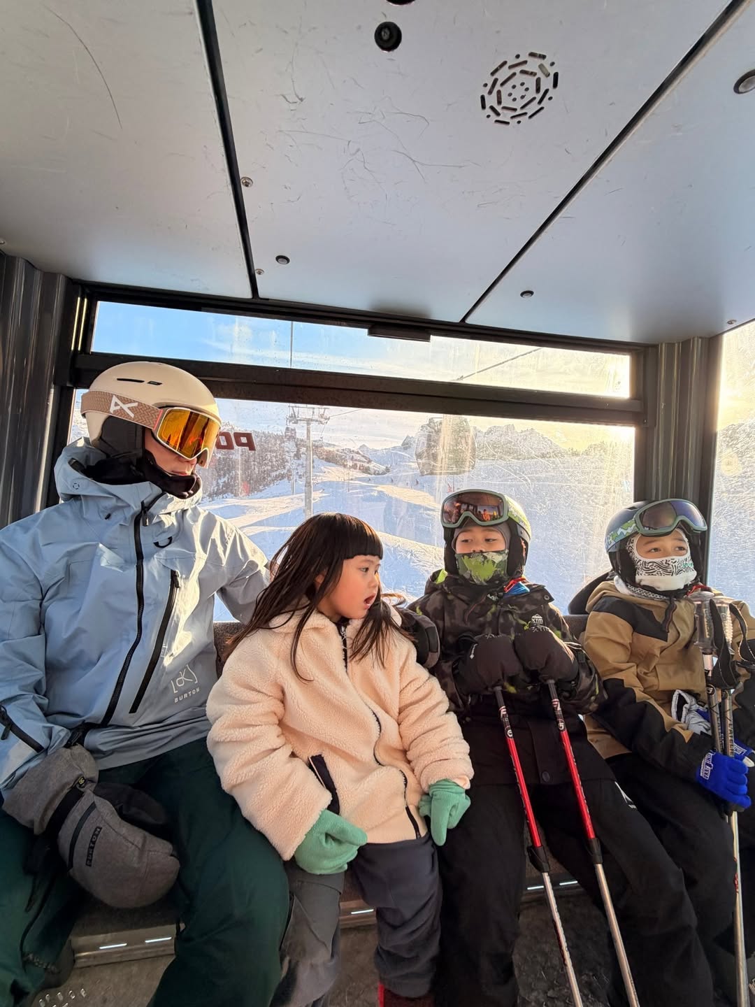 ชมพู่ - อารยา เอ ฮาร์เก็ต