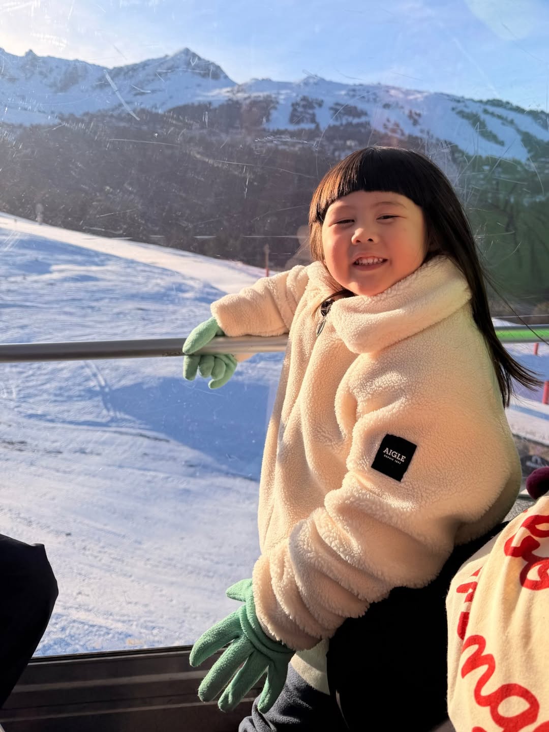 ชมพู่ - อารยา เอ ฮาร์เก็ต