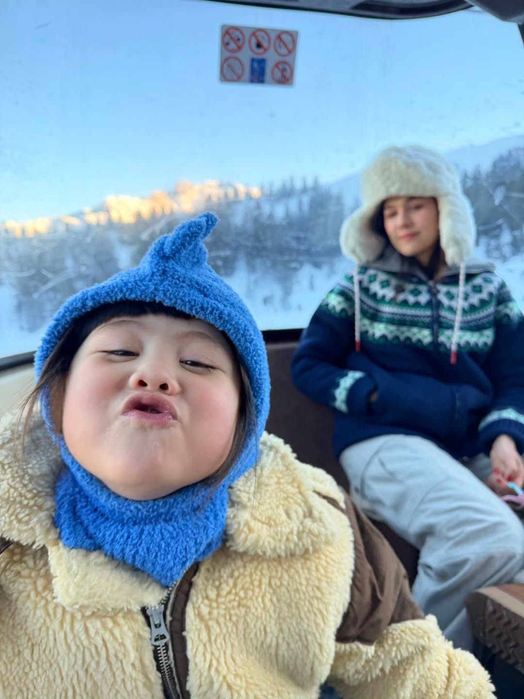 ชมพู่ - อารยา เอ ฮาร์เก็ต