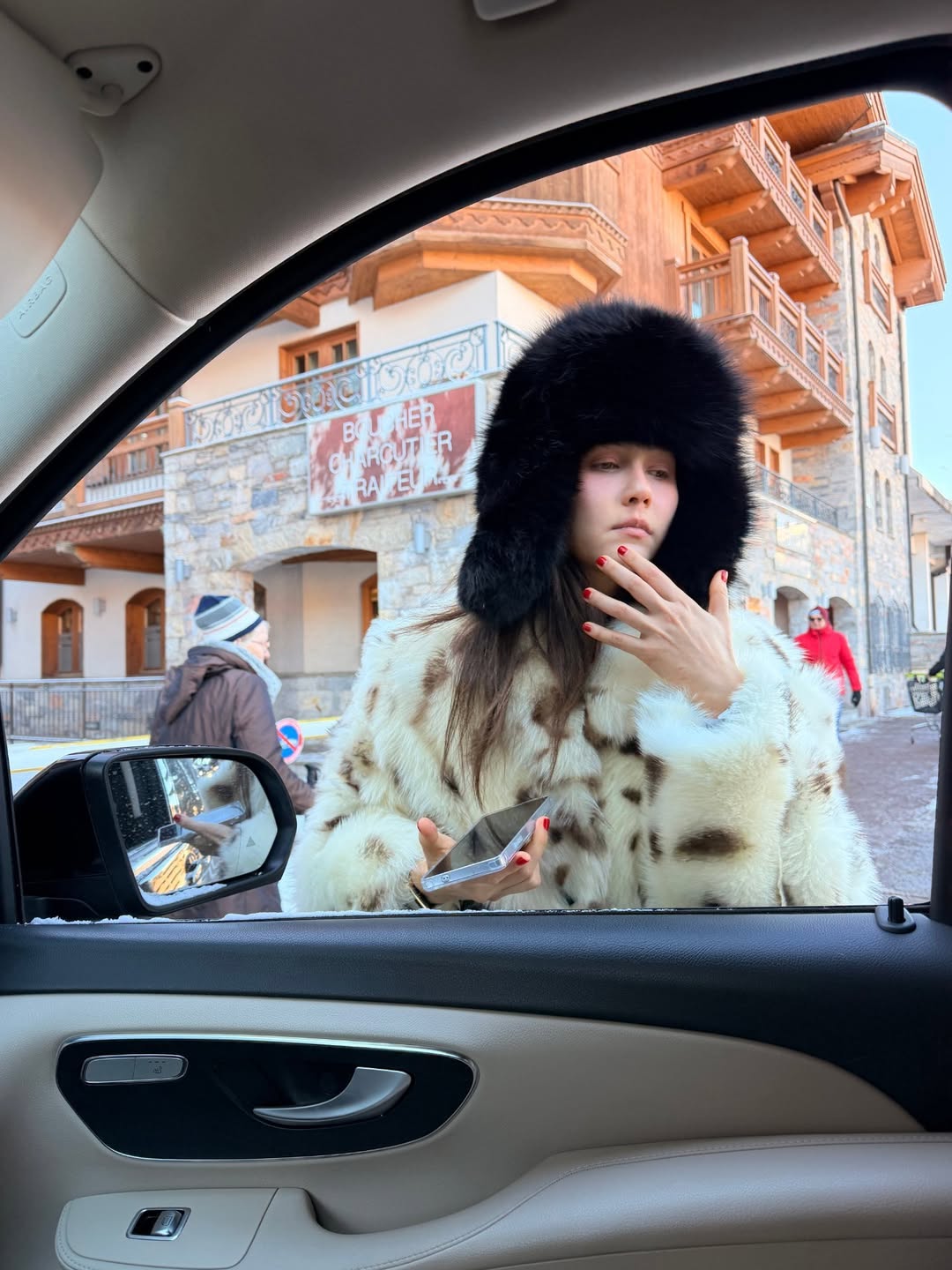 ชมพู่ - อารยา เอ ฮาร์เก็ต