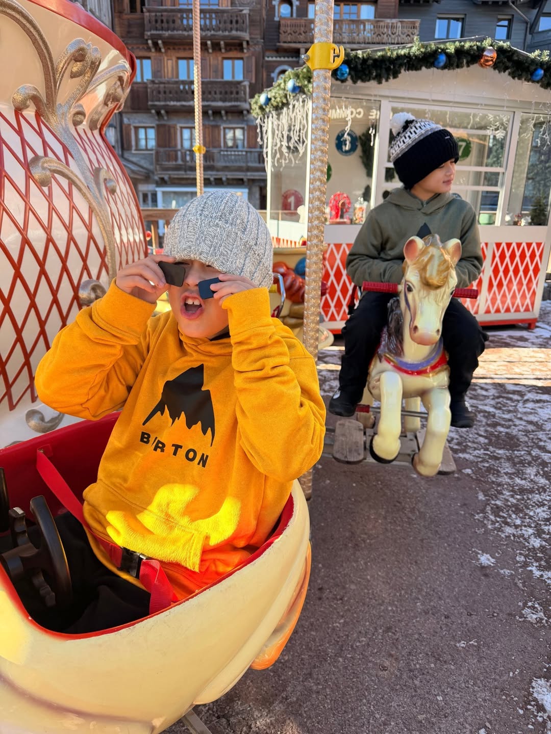 ชมพู่ - อารยา เอ ฮาร์เก็ต