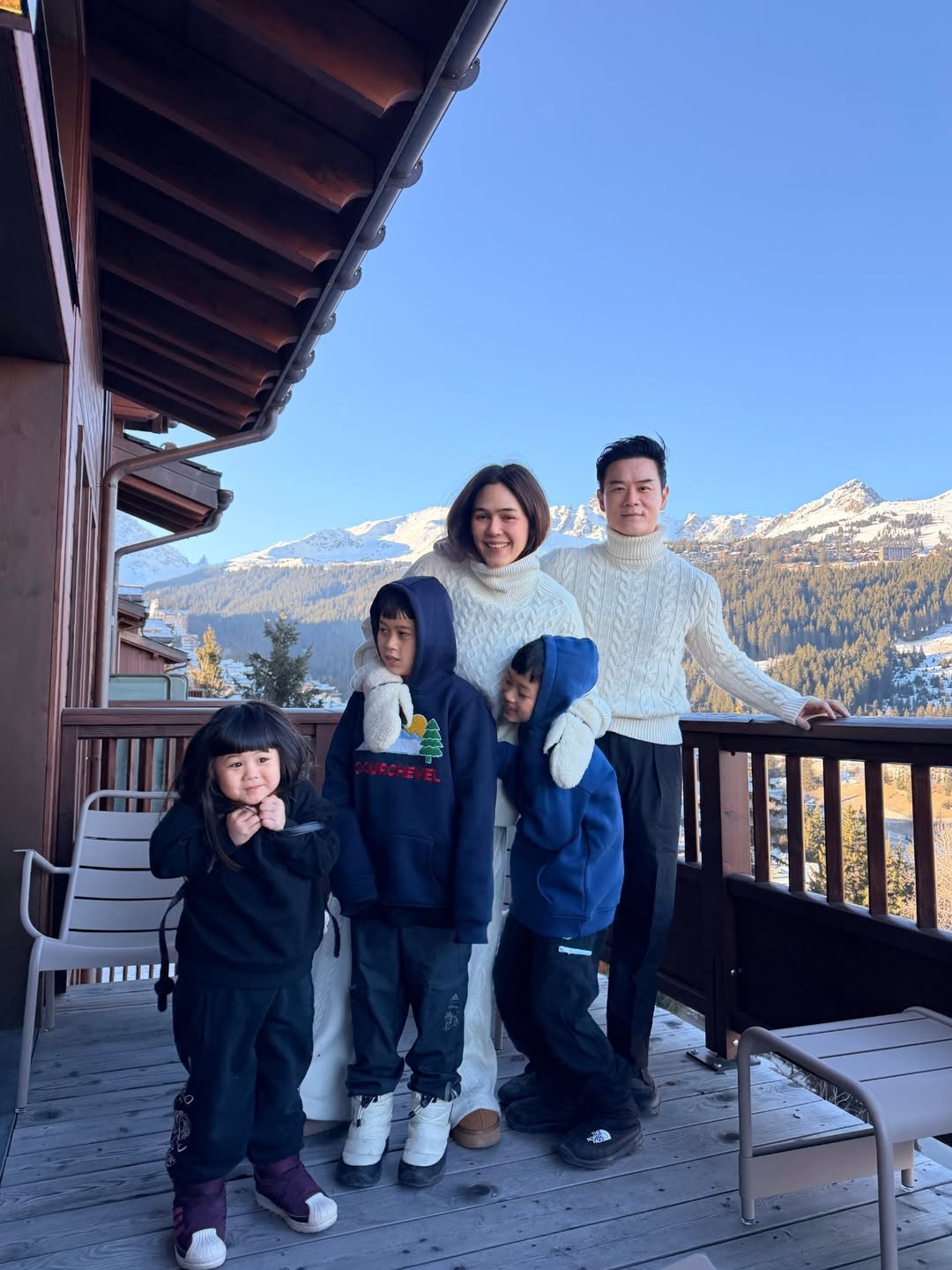 ชมพู่ - อารยา เอ ฮาร์เก็ต