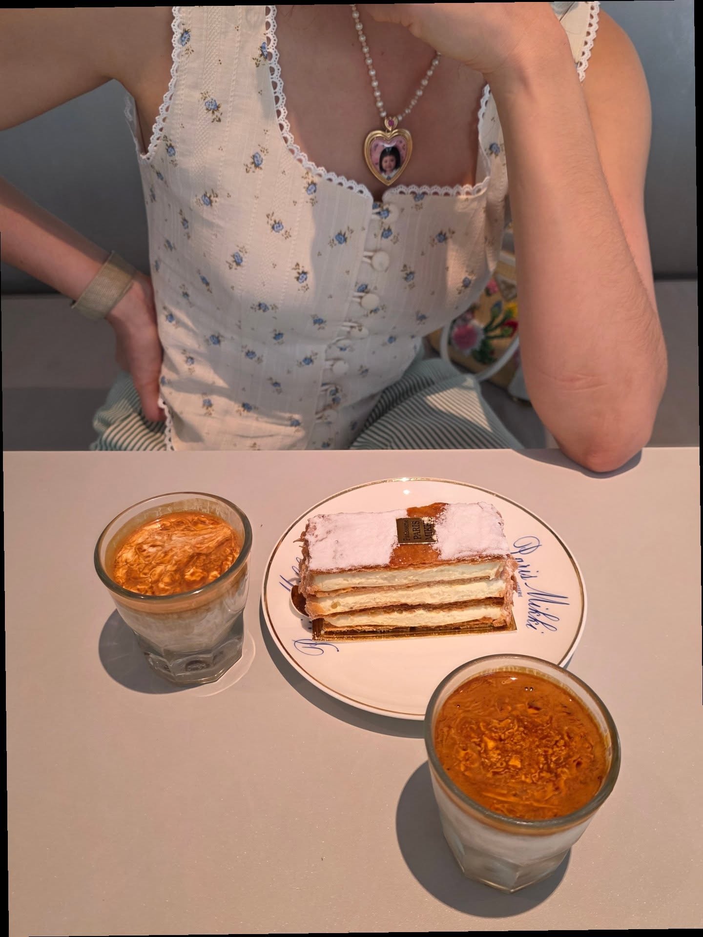 ชมพู่ - อารยา เอ ฮาร์เก็ต