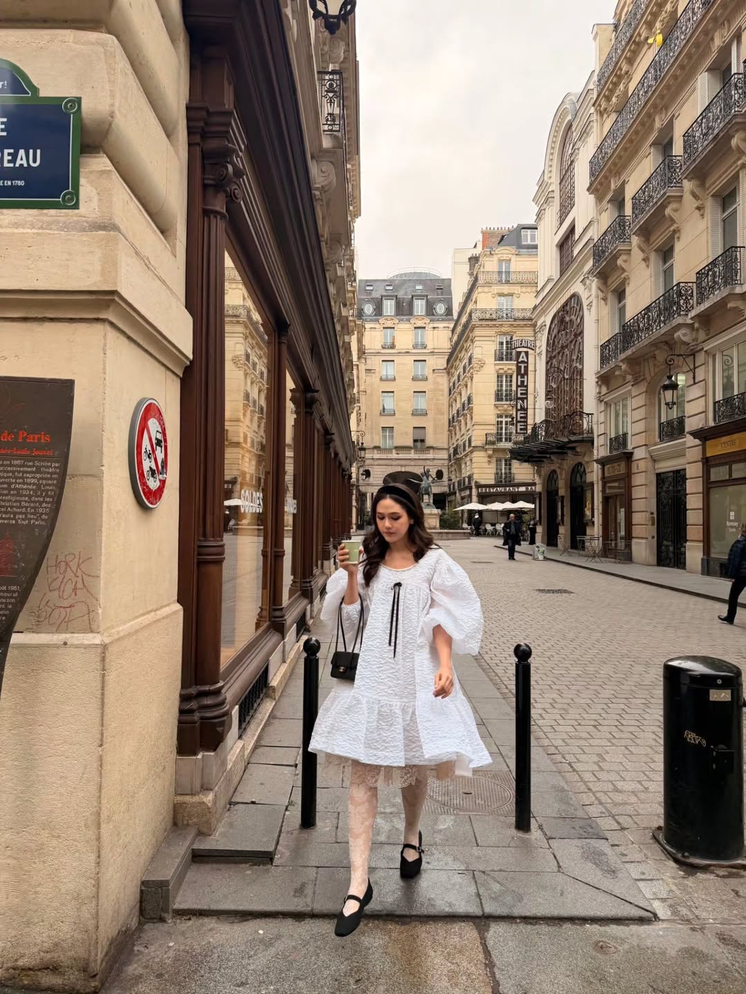 ชมพู่ - อารยา เอ ฮาร์เก็ต