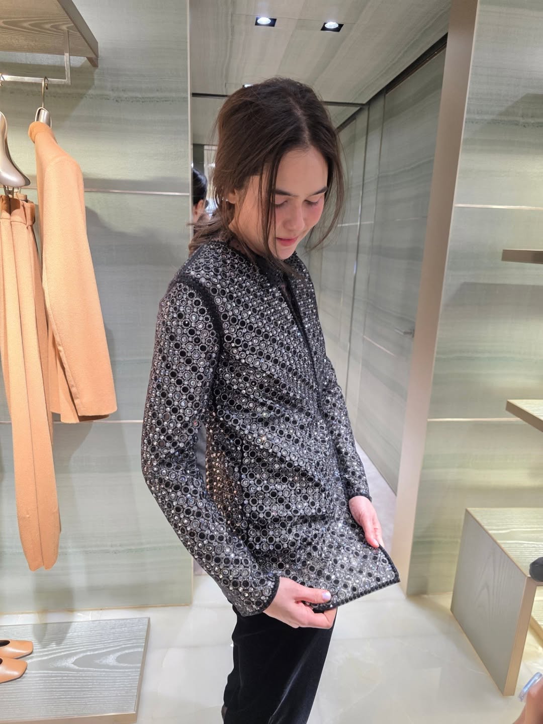 ชมพู่ - อารยา เอ ฮาร์เก็ต