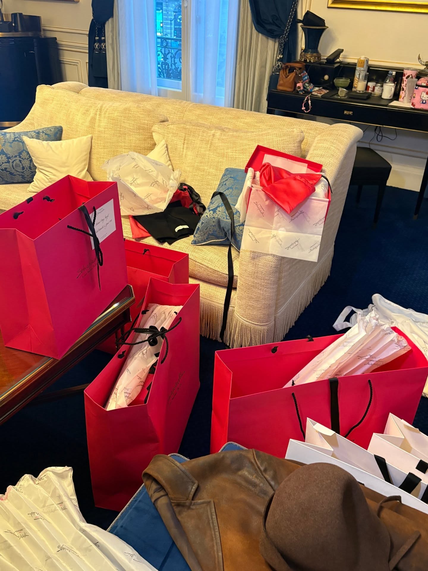 ชมพู่ - อารยา เอ ฮาร์เก็ต