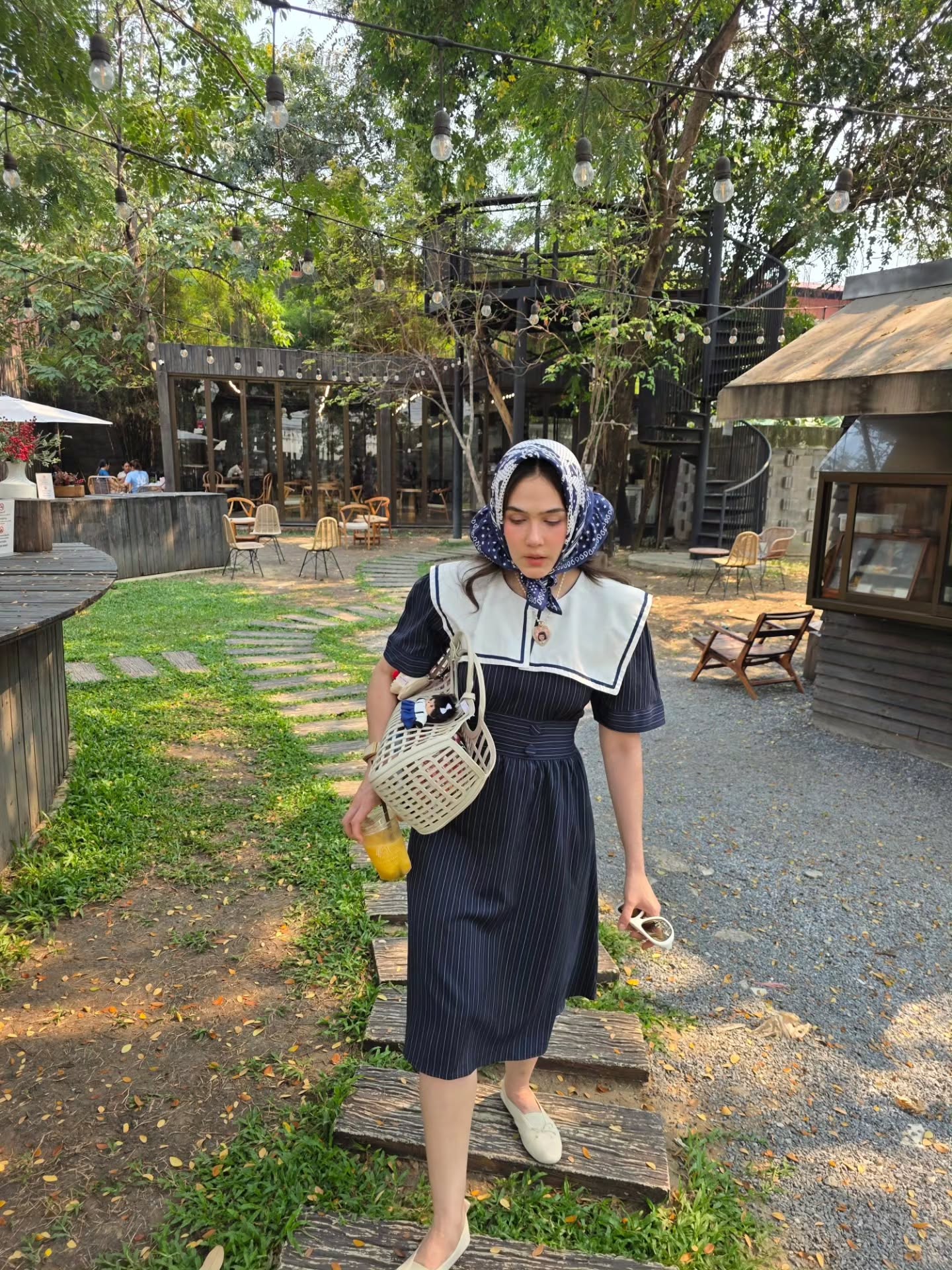 ชมพู่ - อารยา เอ ฮาร์เก็ต