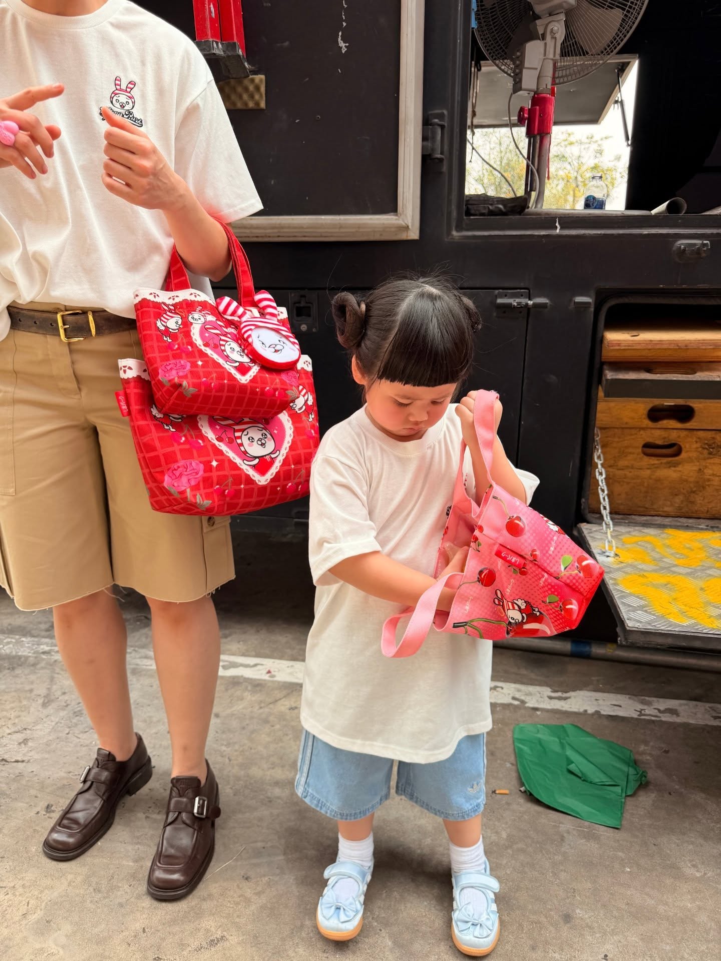 ชมพู่ - อารยา เอ ฮาร์เก็ต