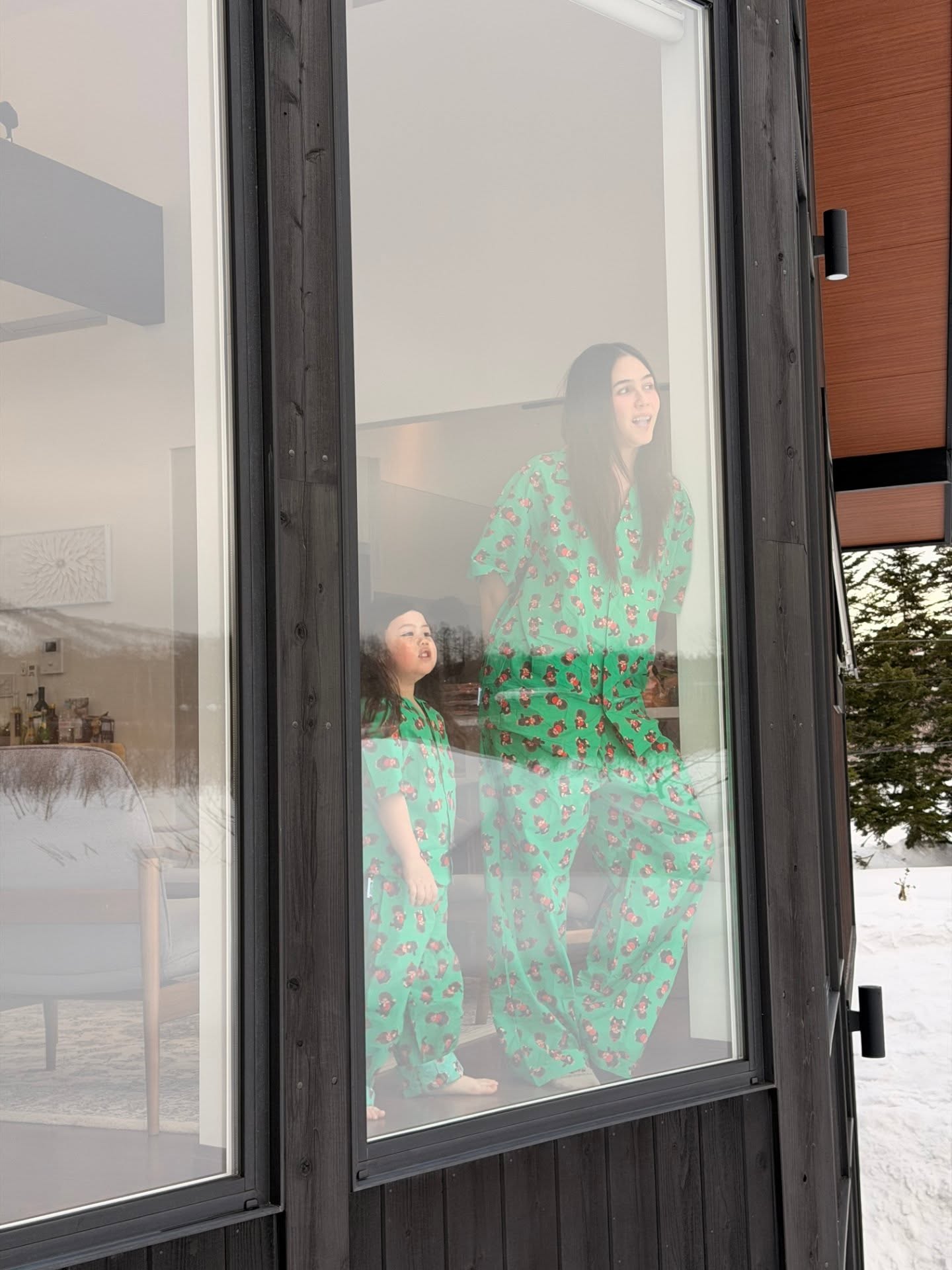 ชมพู่ - อารยา เอ ฮาร์เก็ต