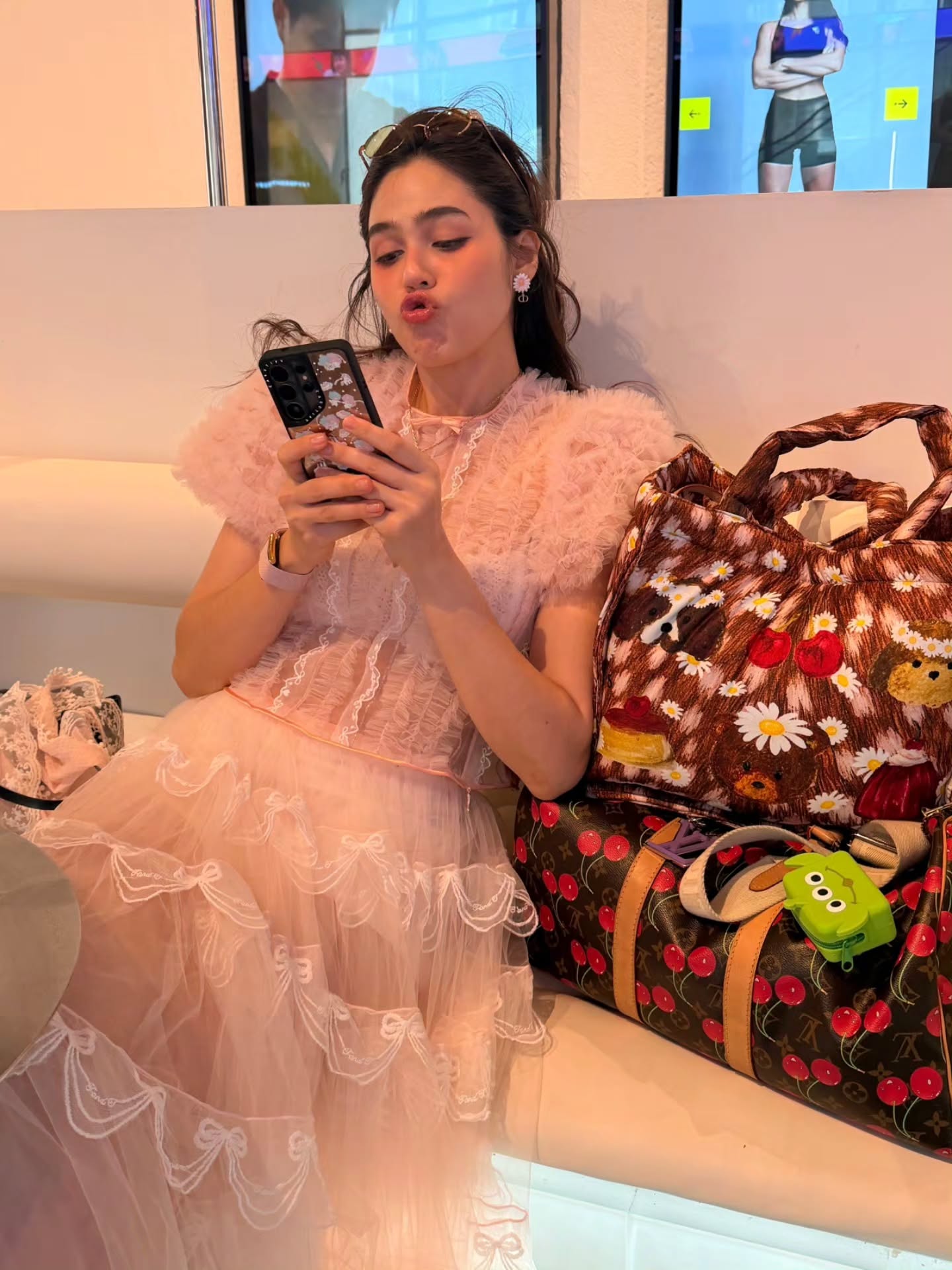 ชมพู่ - อารยา เอ ฮาร์เก็ต