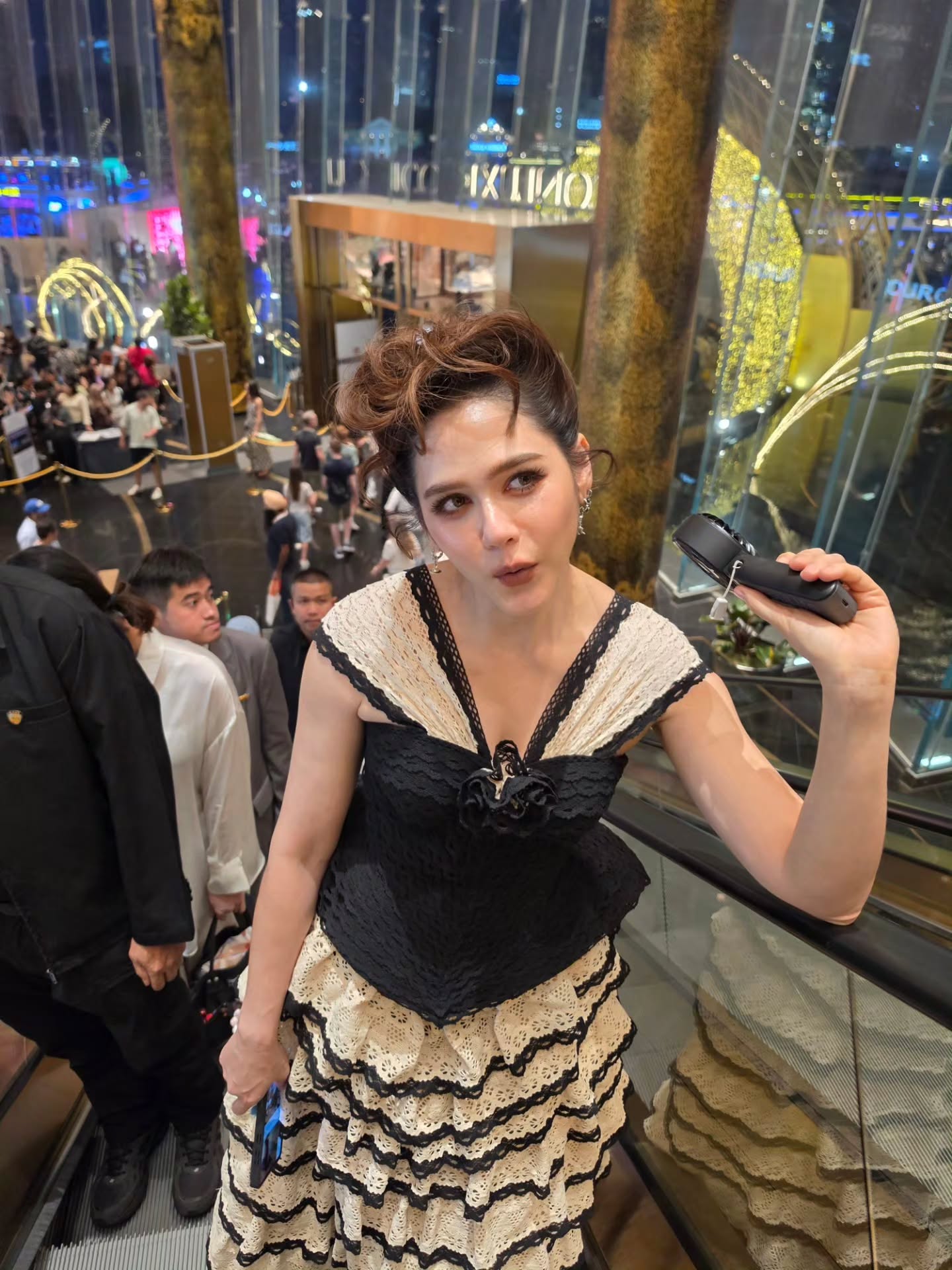 ชมพู่ - อารยา เอ ฮาร์เก็ต