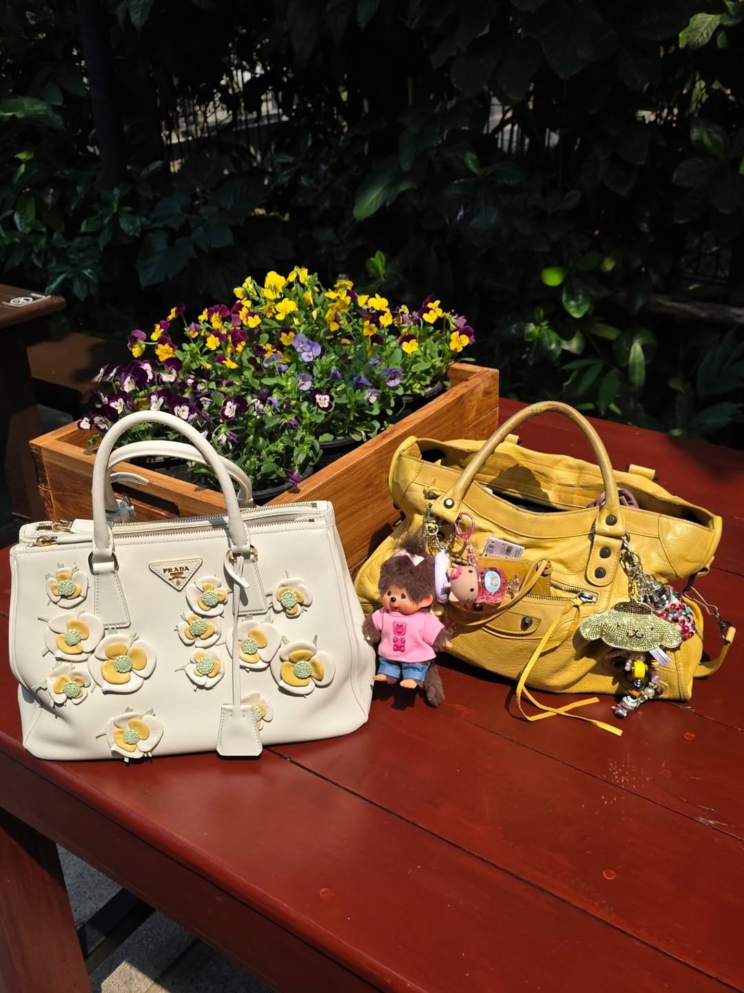 ชมพู่ - อารยา เอ ฮาร์เก็ต