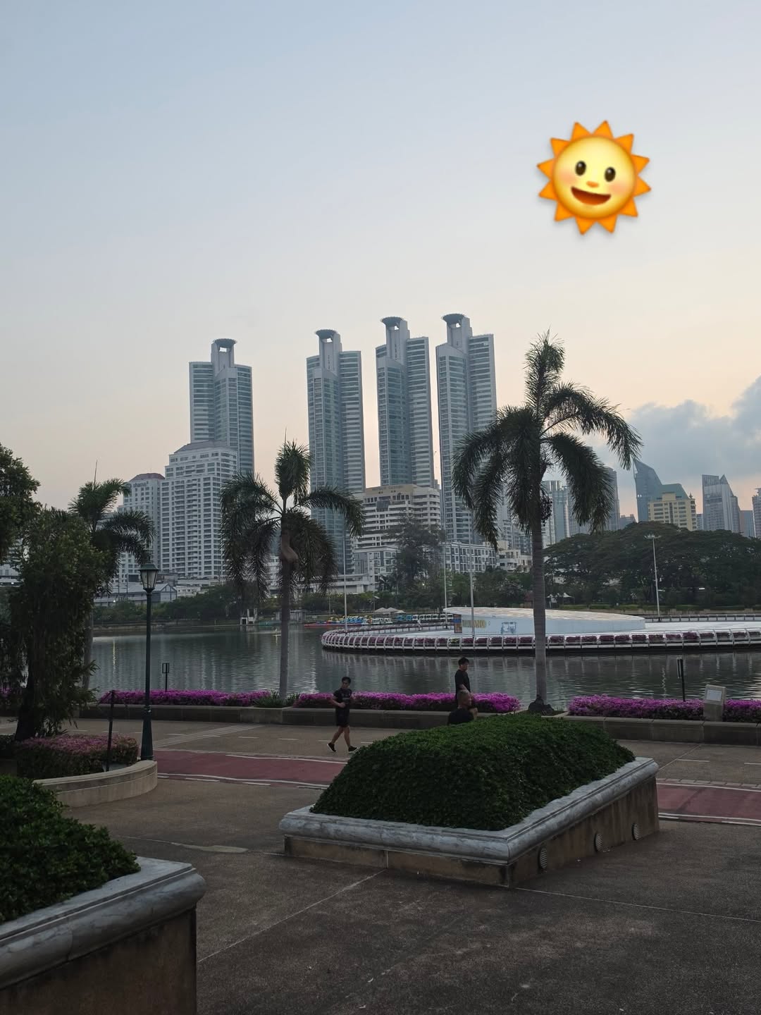 ชมพู่ - อารยา เอ ฮาร์เก็ต