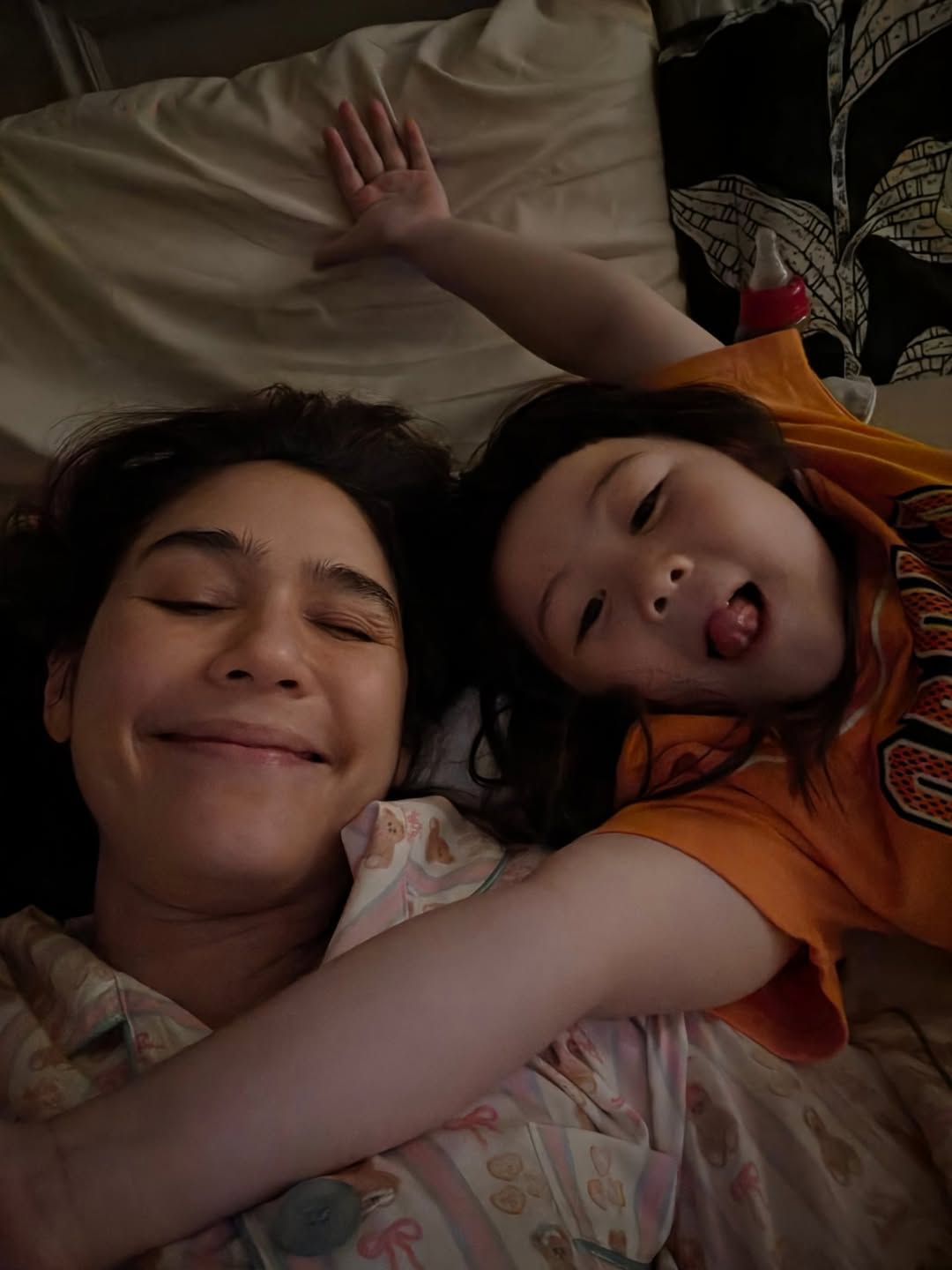 ชมพู่ - อารยา เอ ฮาร์เก็ต