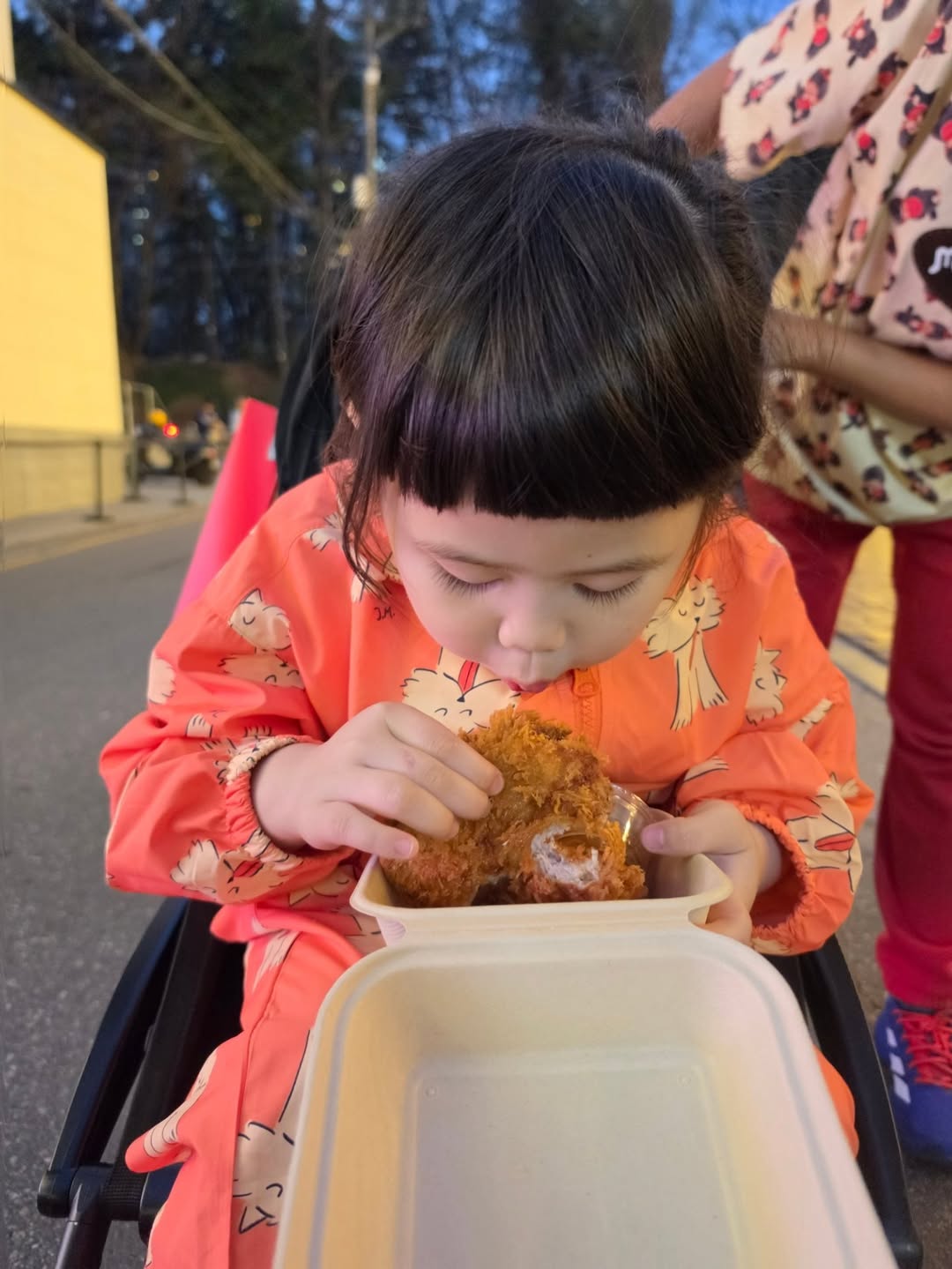 ชมพู่ - อารยา เอ ฮาร์เก็ต