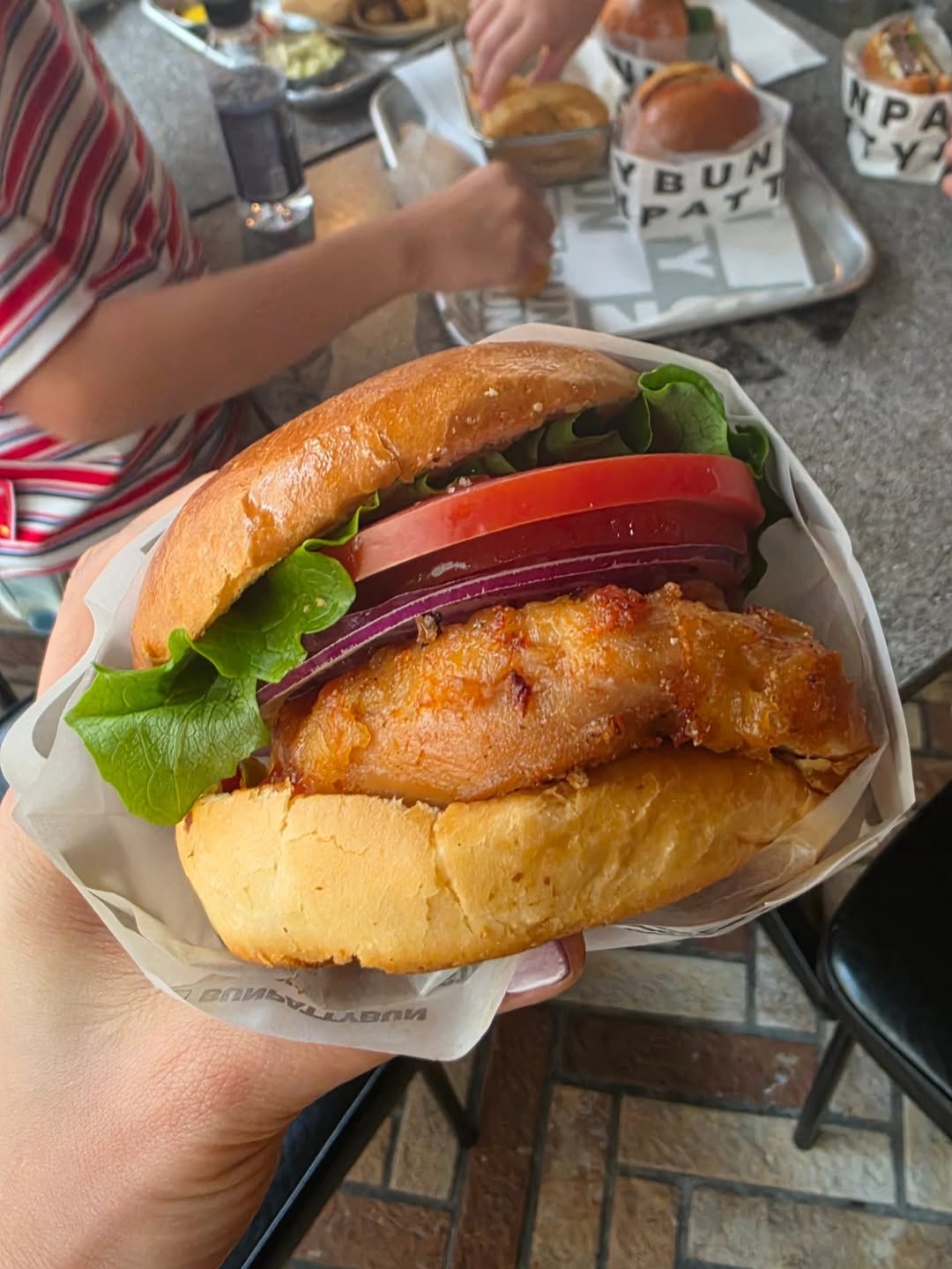 ชมพู่ - อารยา เอ ฮาร์เก็ต