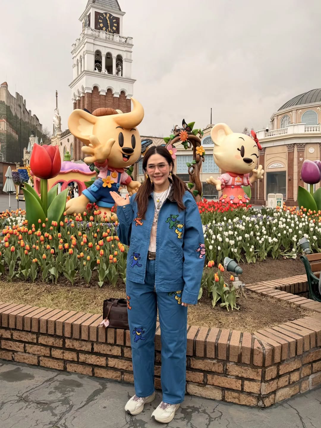 ชมพู่ - อารยา เอ ฮาร์เก็ต