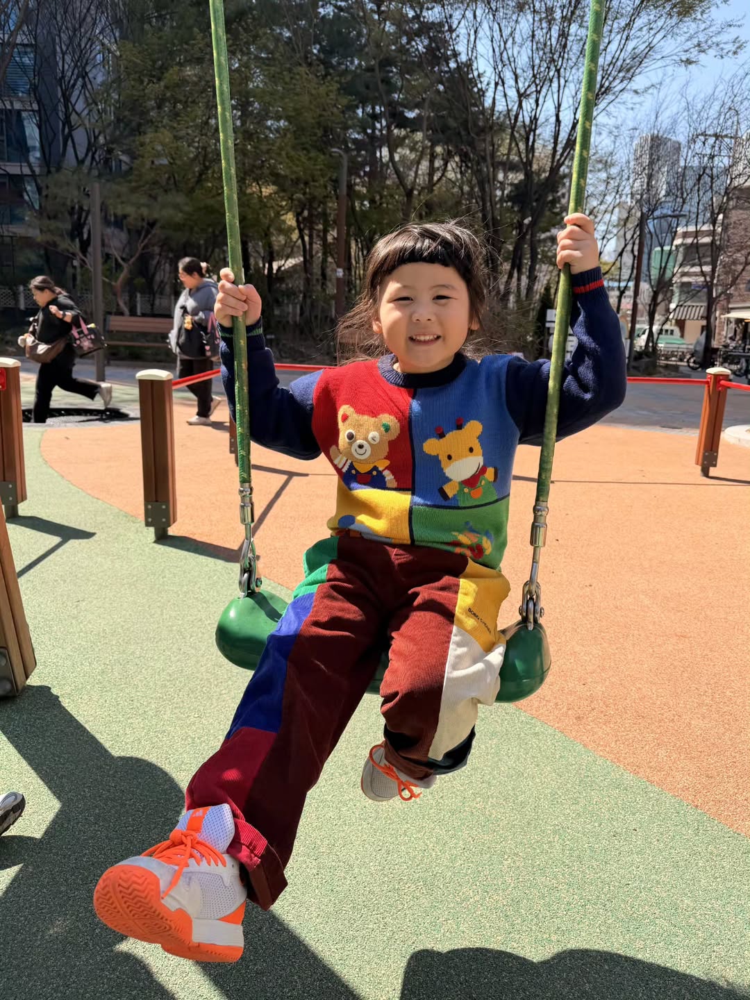 ชมพู่ - อารยา เอ ฮาร์เก็ต