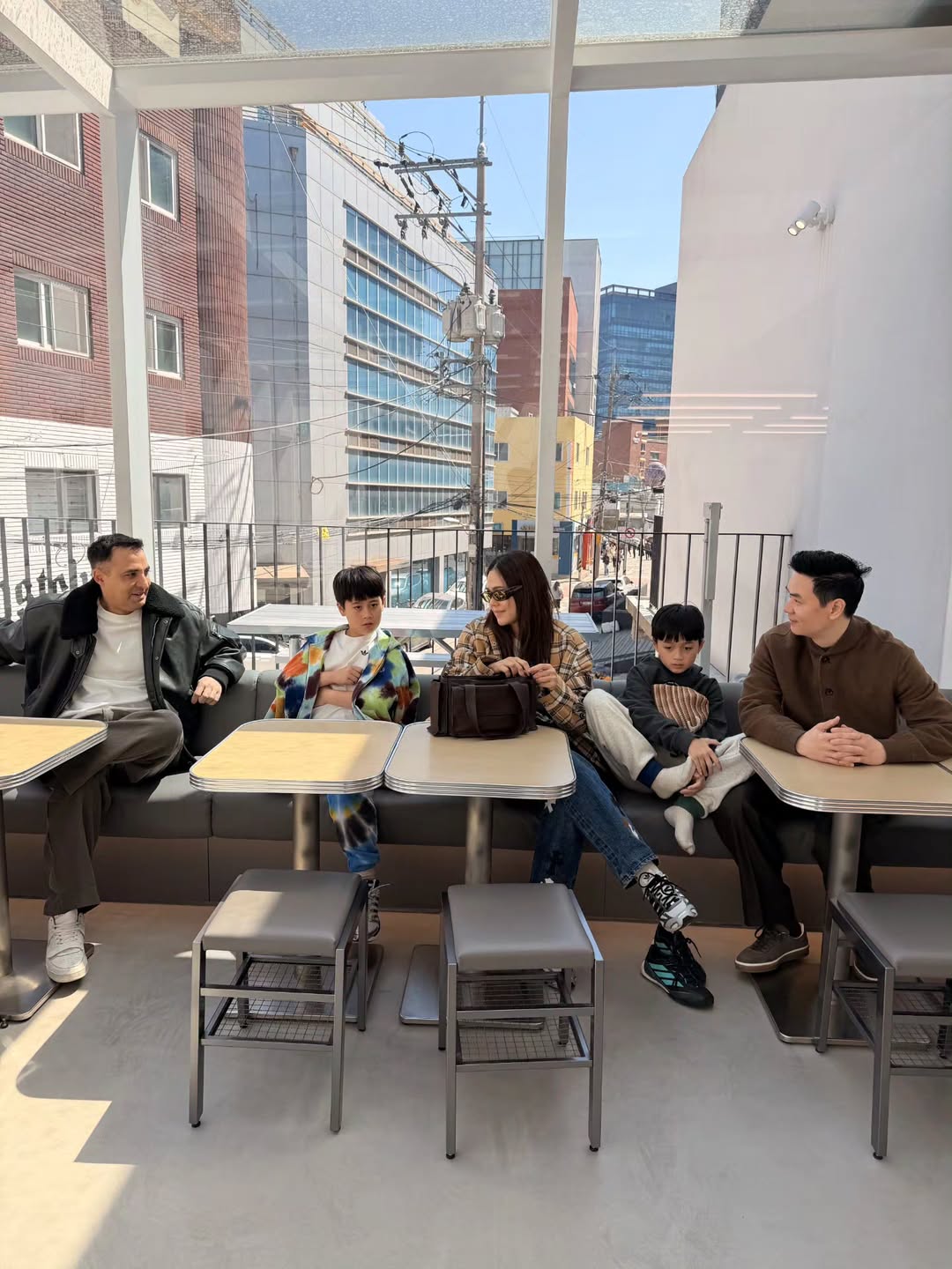 ชมพู่ - อารยา เอ ฮาร์เก็ต