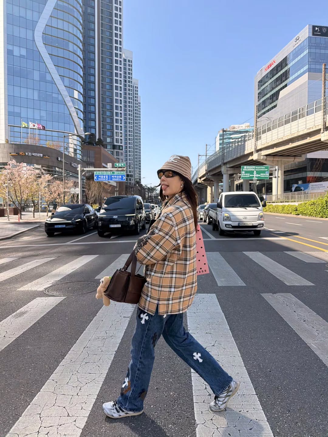 ชมพู่ - อารยา เอ ฮาร์เก็ต