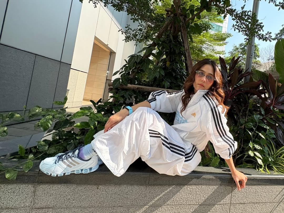 ชมพู่ - อารยา เอ ฮาร์เก็ต