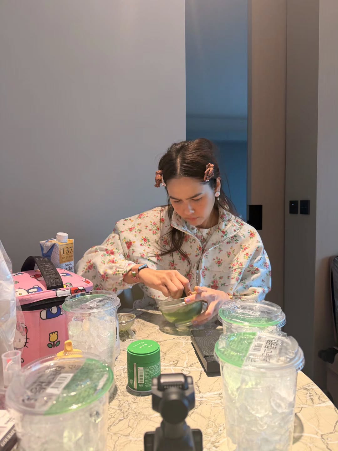 ชมพู่ - อารยา เอ ฮาร์เก็ต