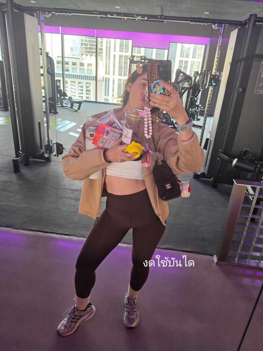 ชมพู่ - อารยา เอ ฮาร์เก็ต