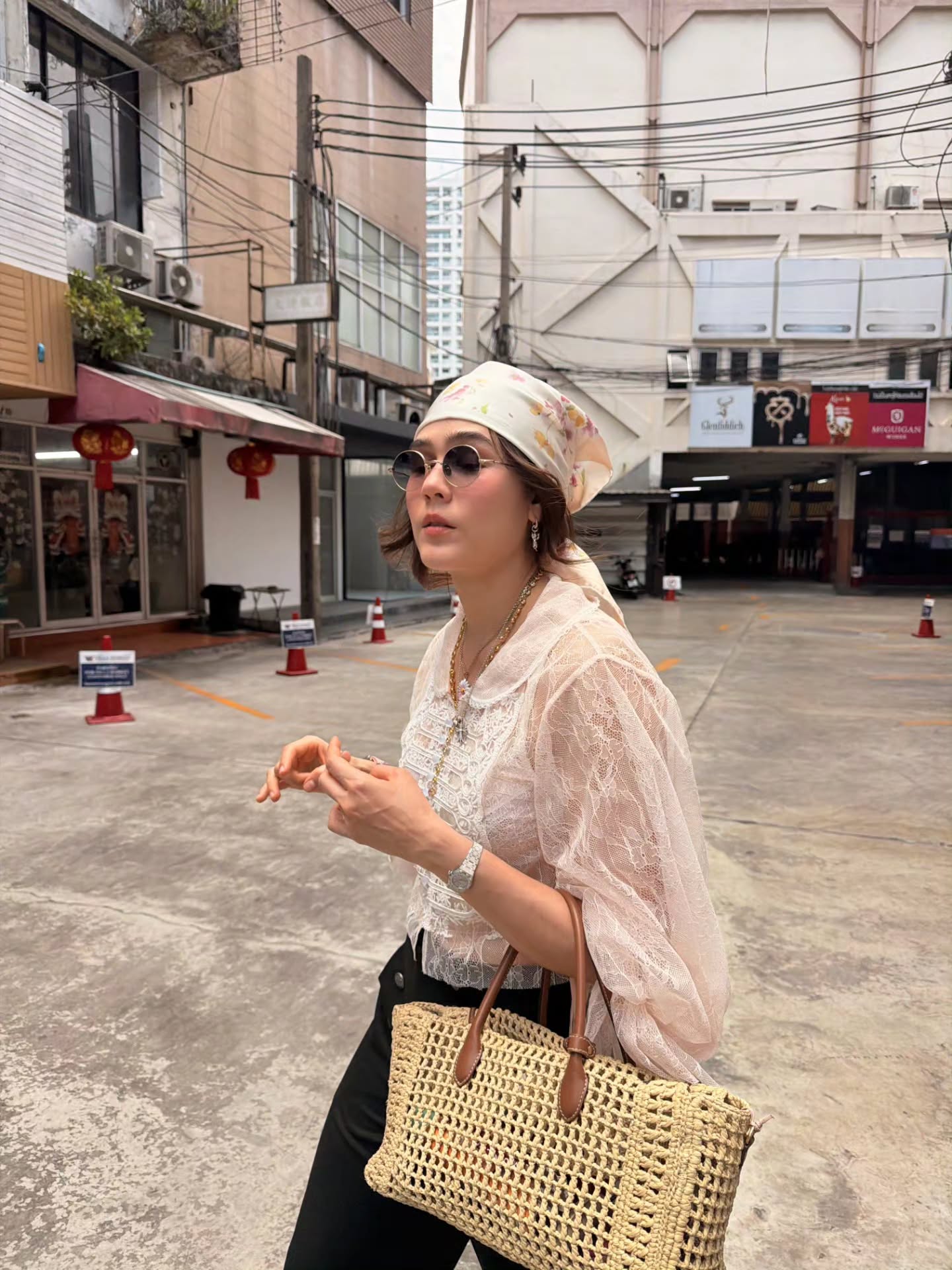 ชมพู่ - อารยา เอ ฮาร์เก็ต