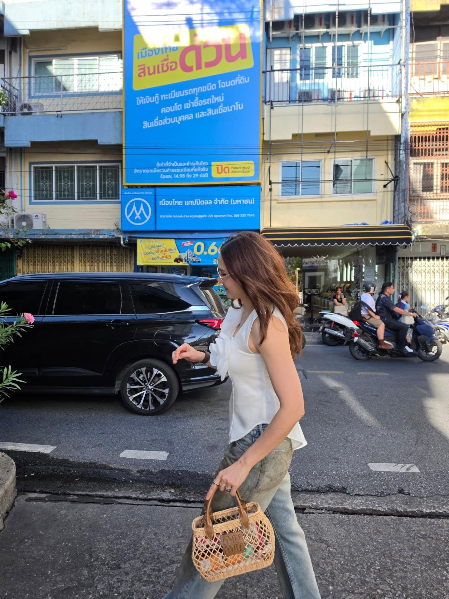 ชมพู่ - อารยา เอ ฮาร์เก็ต