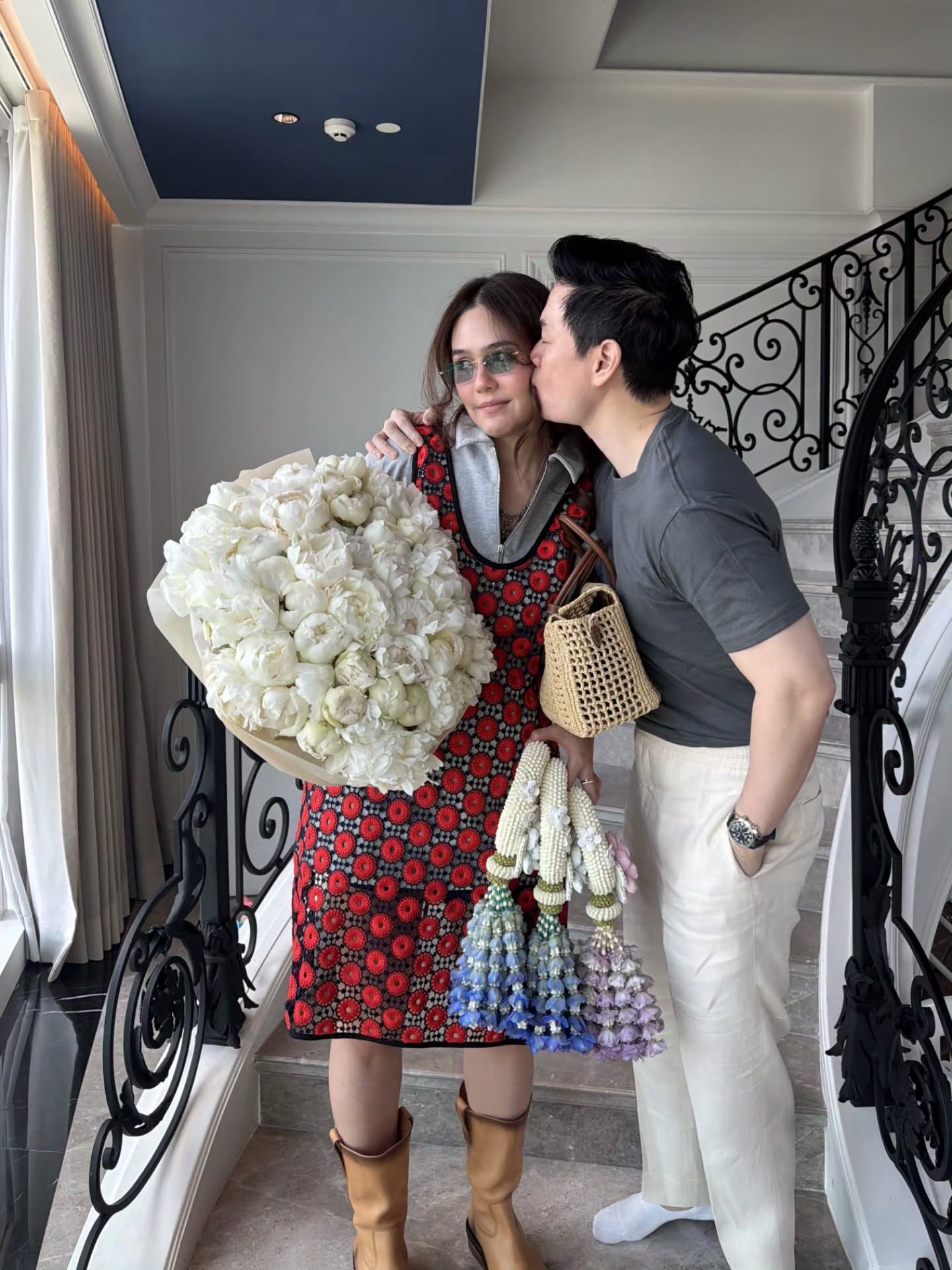 ชมพู่ - อารยา เอ ฮาร์เก็ต