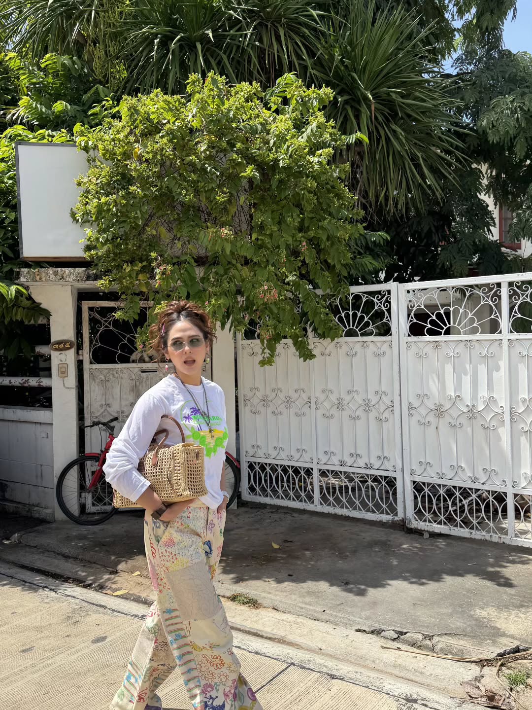 ชมพู่ - อารยา เอ ฮาร์เก็ต