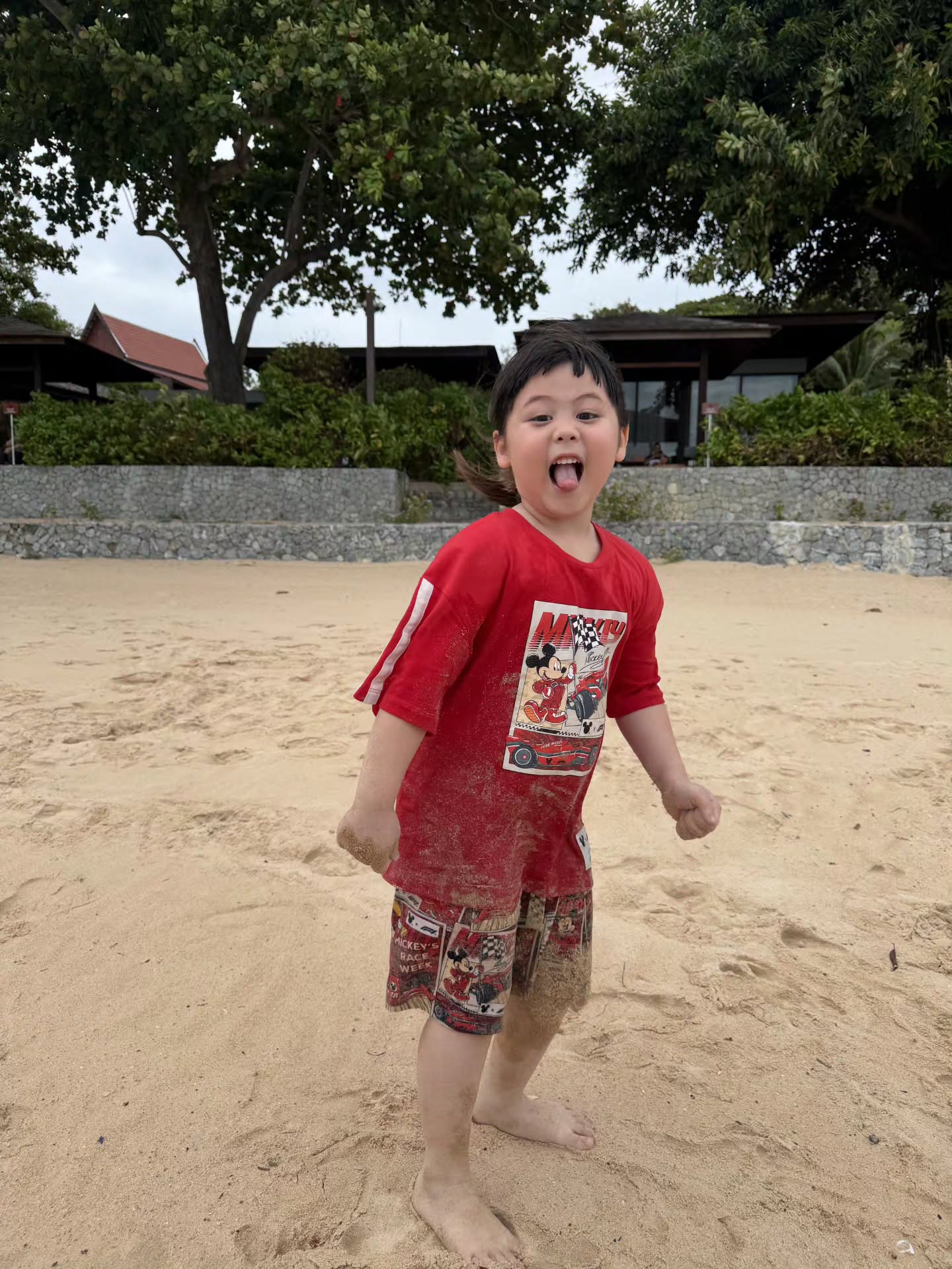 ชมพู่ - อารยา เอ ฮาร์เก็ต