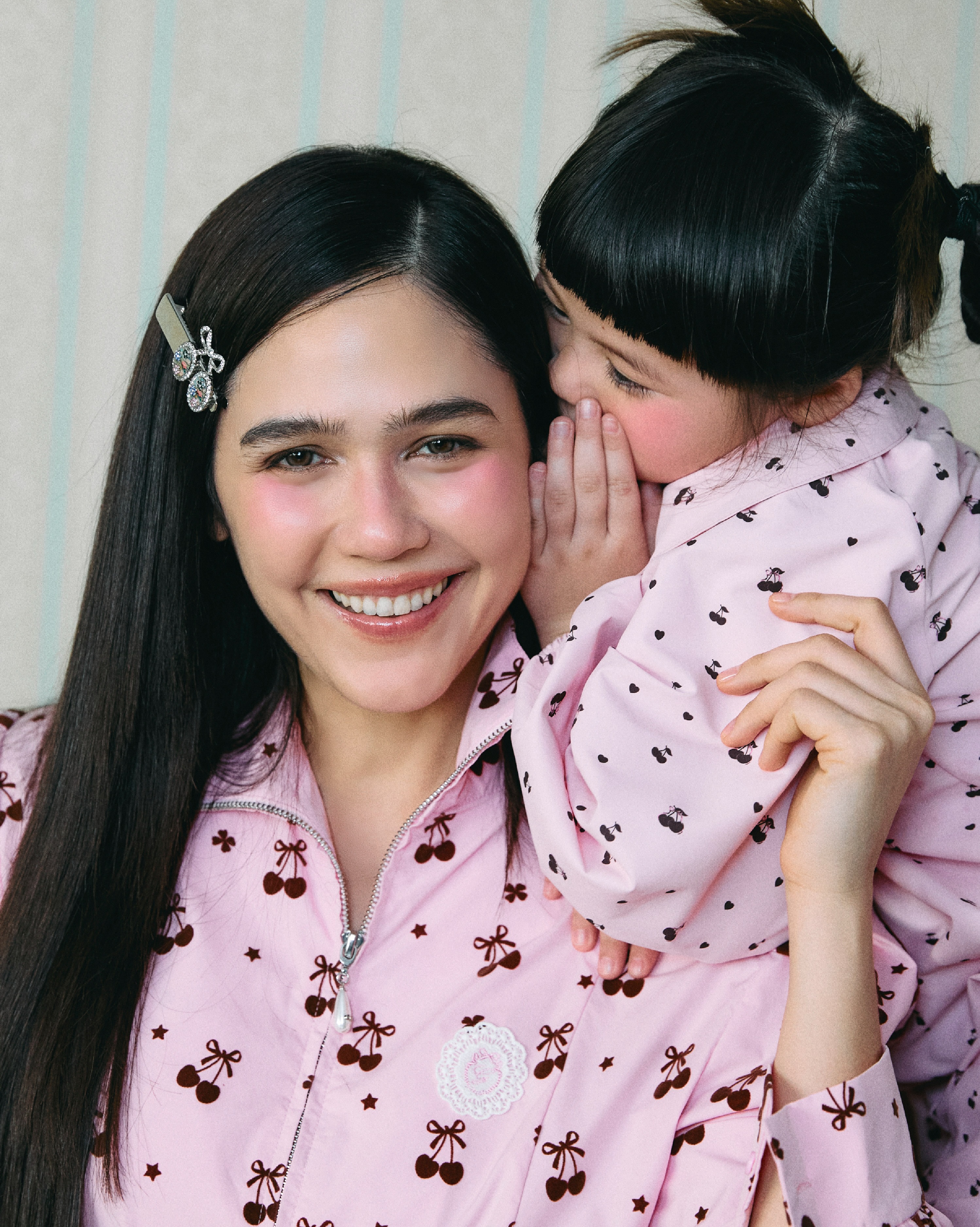 ชมพู่ - อารยา เอ ฮาร์เก็ต