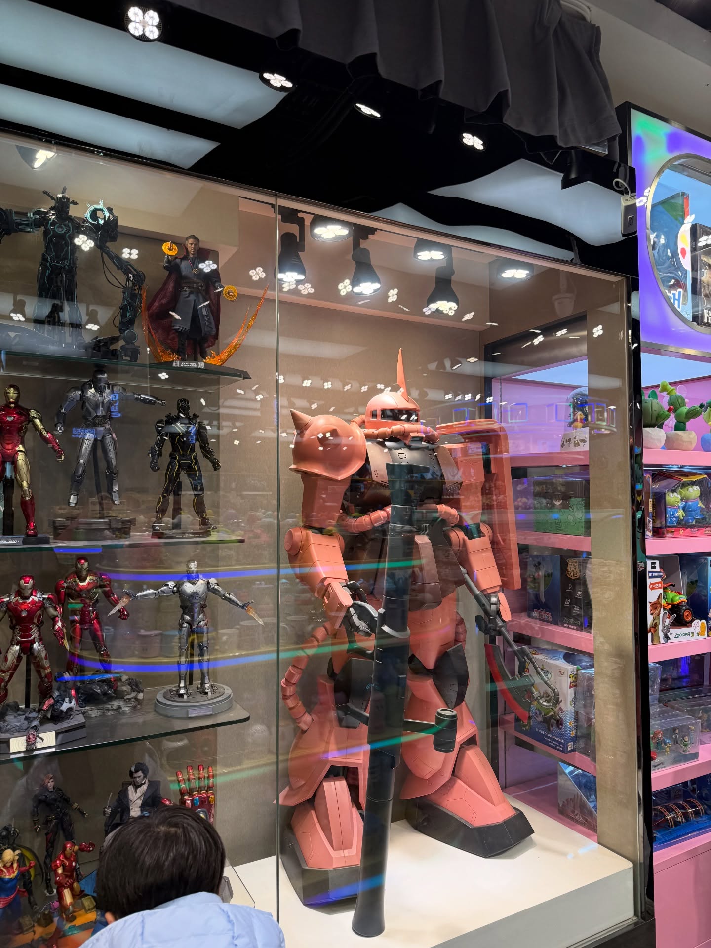 เทอร์โบ - ชนกชนม์ บุญมานะวงศ์